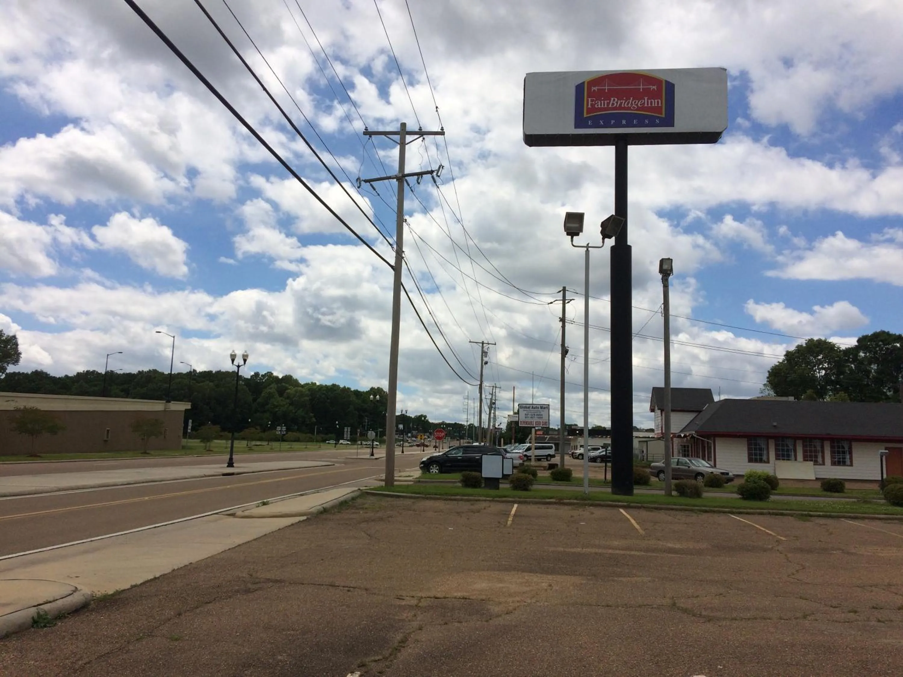 Property building in FairBridge Inn Express Natchez