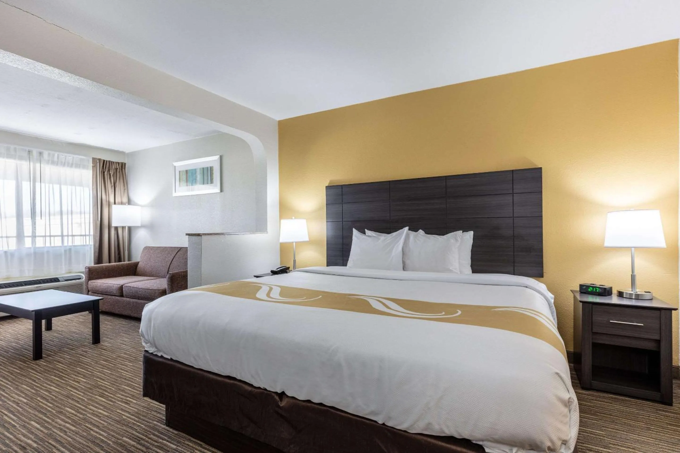 Photo of the whole room, Bed in Quality Inn Southaven - Memphis South