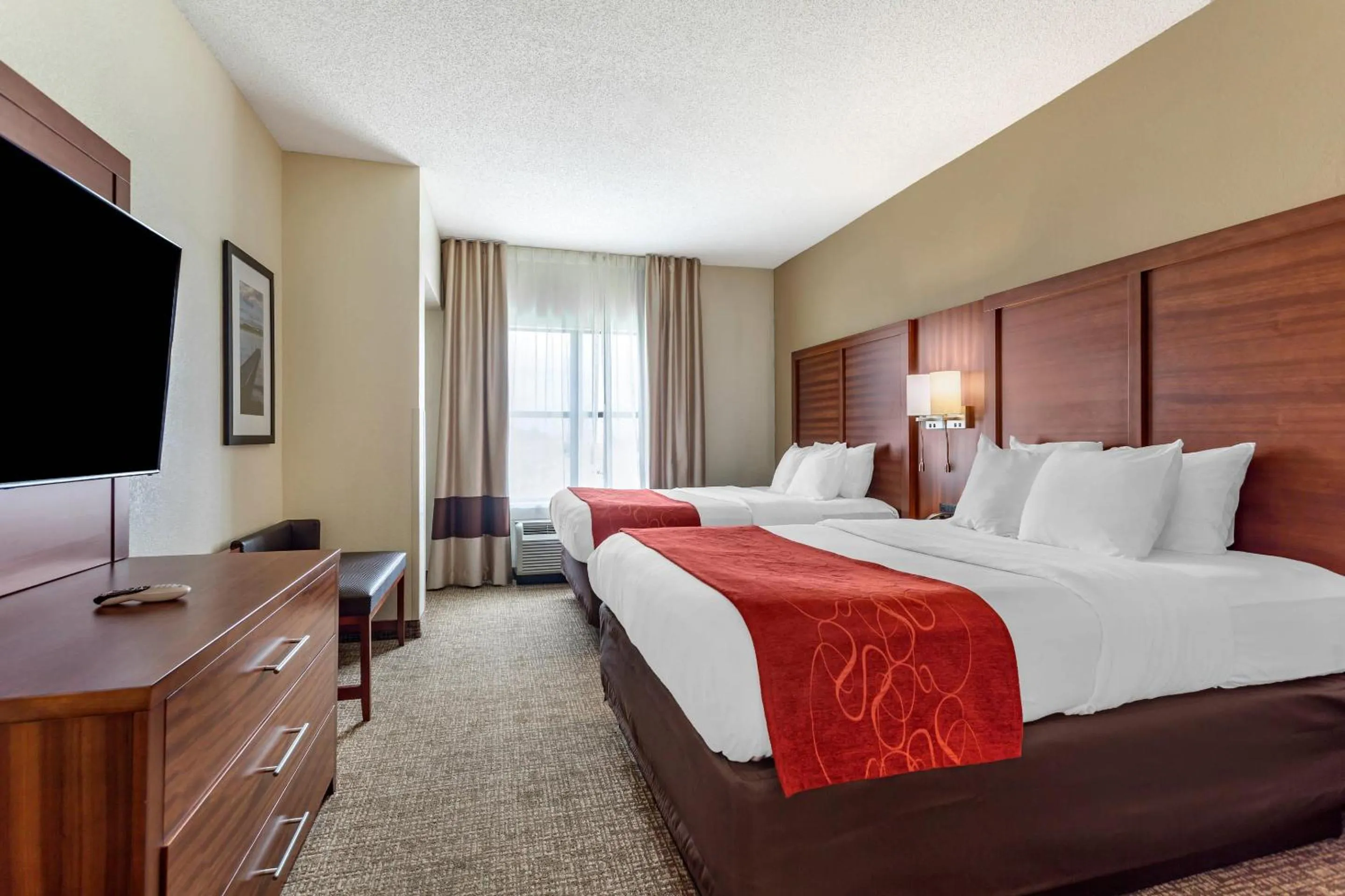 Bedroom, Bed in Comfort Suites Southaven - Memphis South