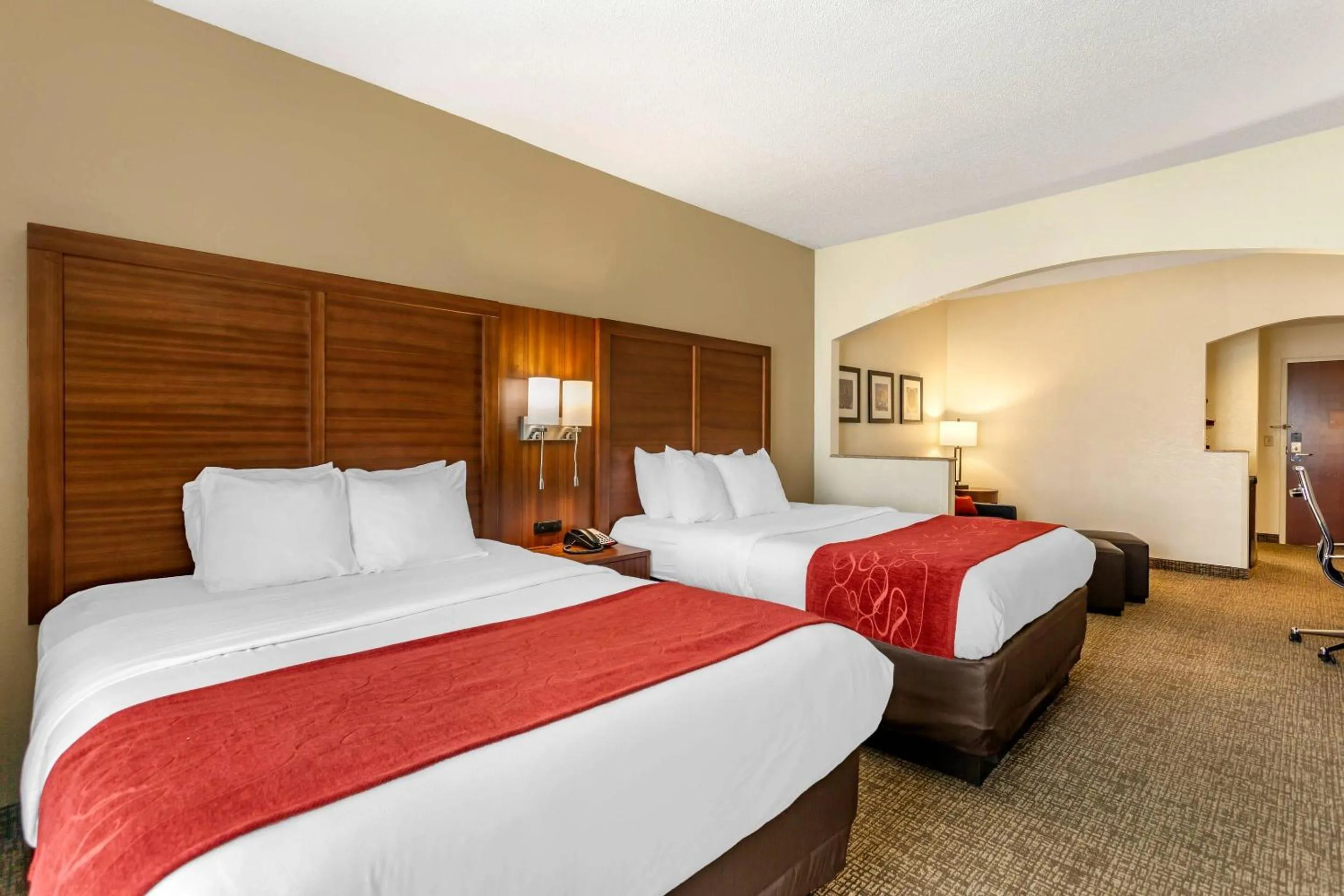 Bedroom, Bed in Comfort Suites Southaven - Memphis South
