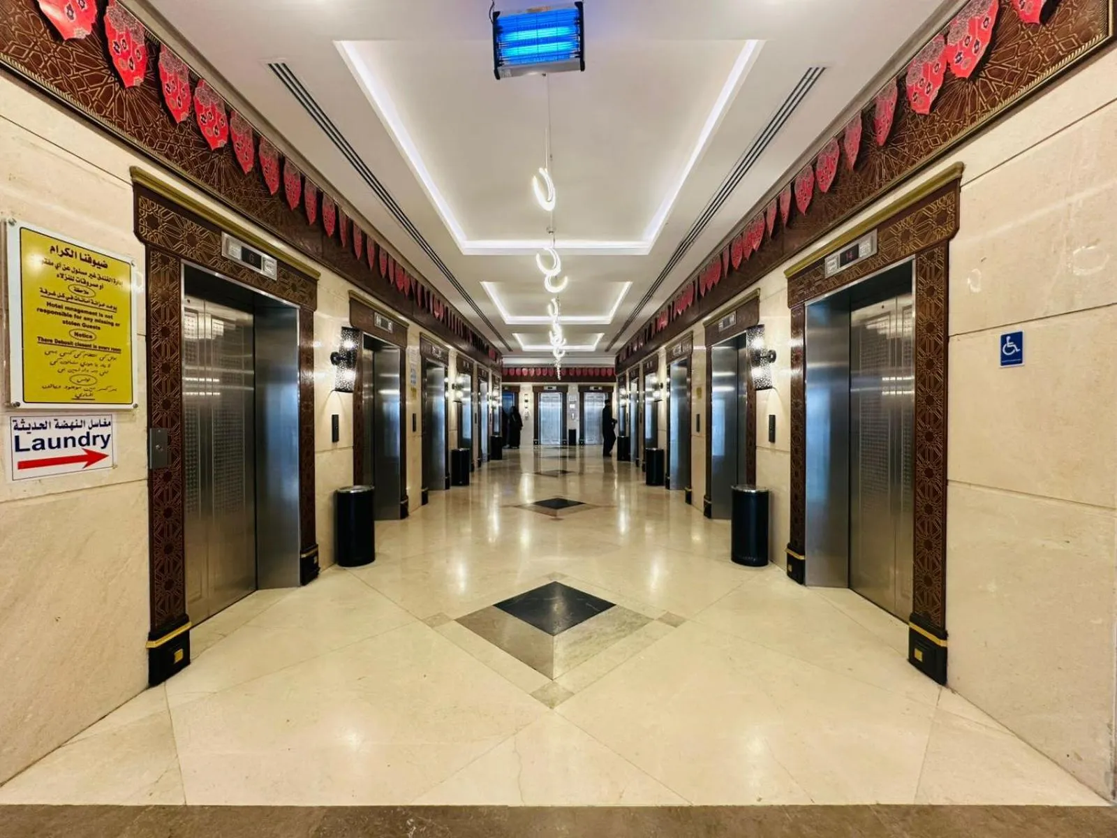 Facade/entrance in Saif Al Majd Hotel