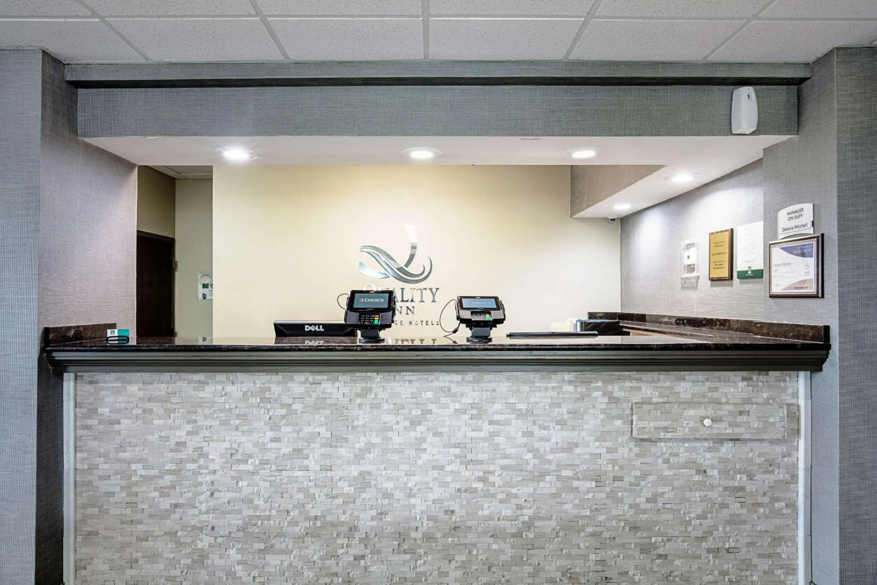 Lobby or reception in Quality Inn Holly Springs South