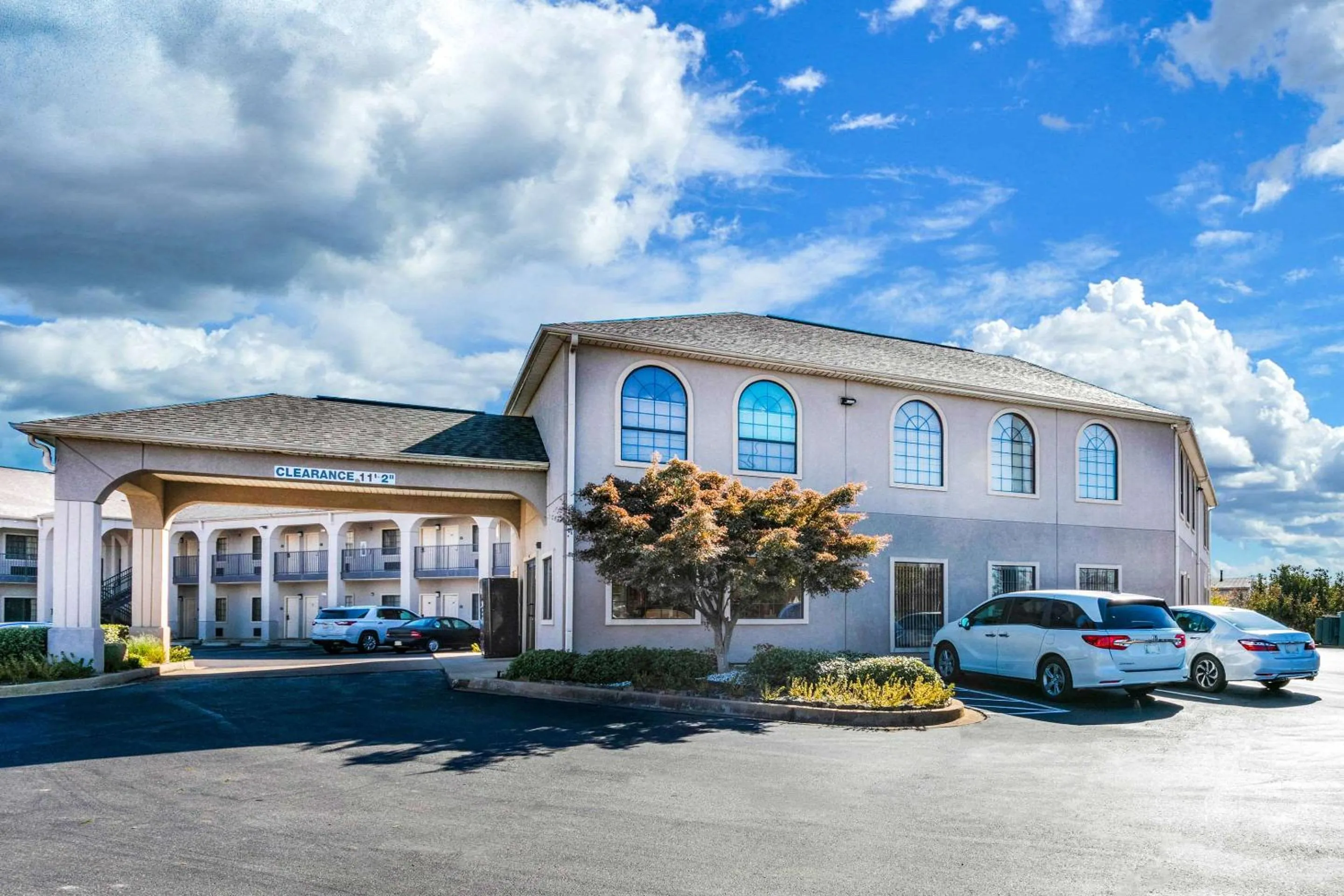 Property building in Econo Lodge Inn & Suites Horn Lake - Southhaven