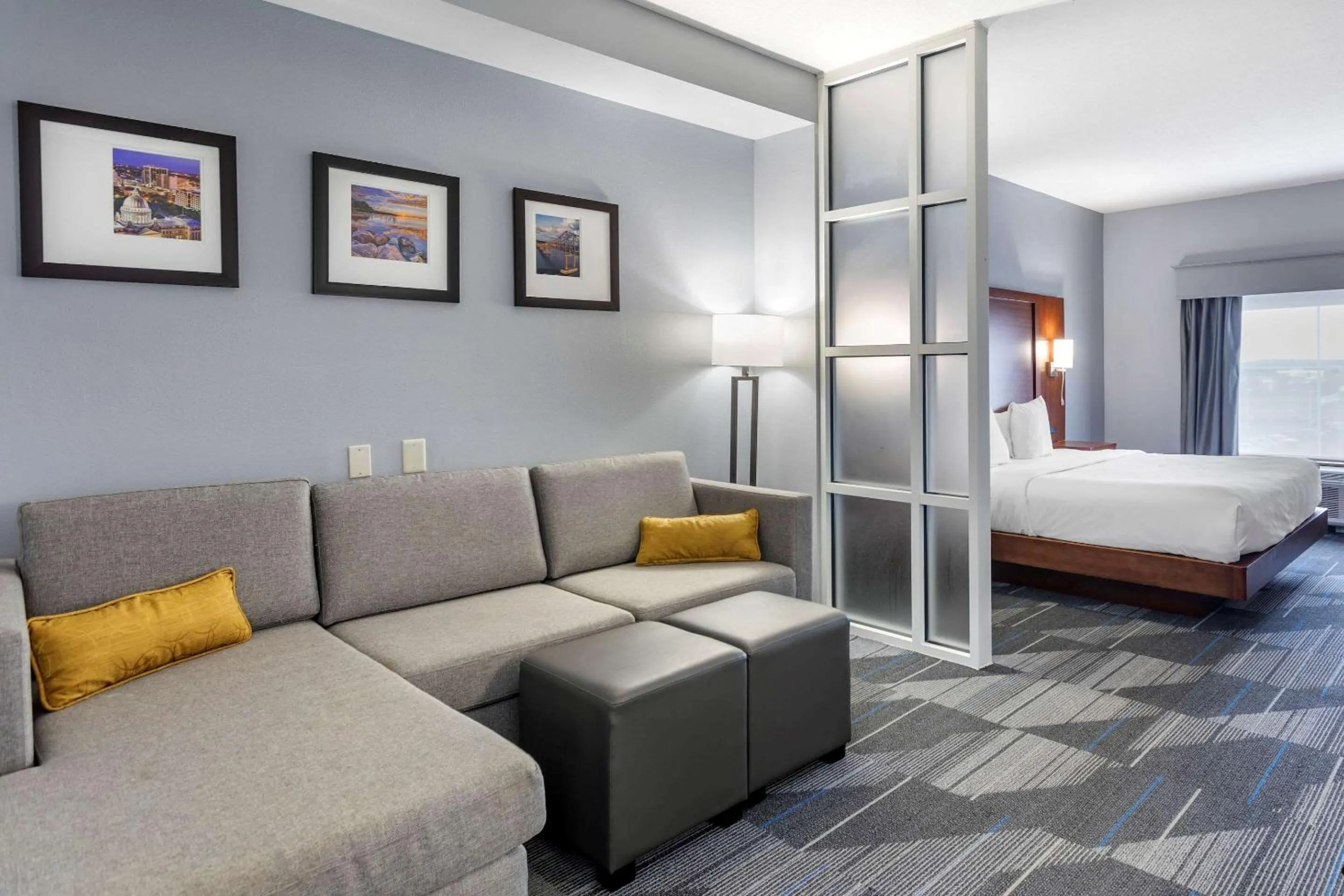 Bedroom, Bed in Comfort Suites Olive Branch - Memphis South