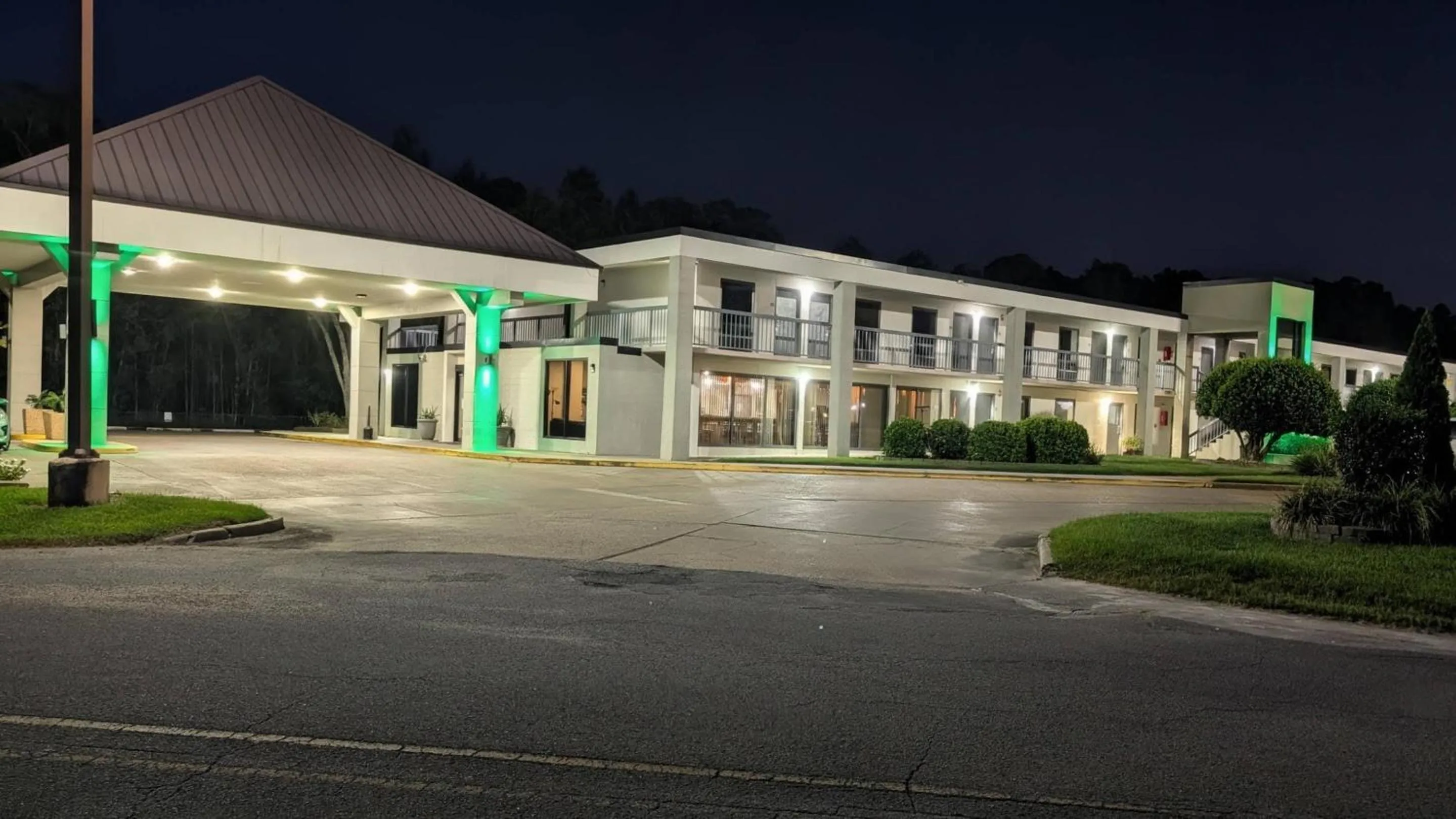 Property building in Quality Inn Moss Point - Pascagoula