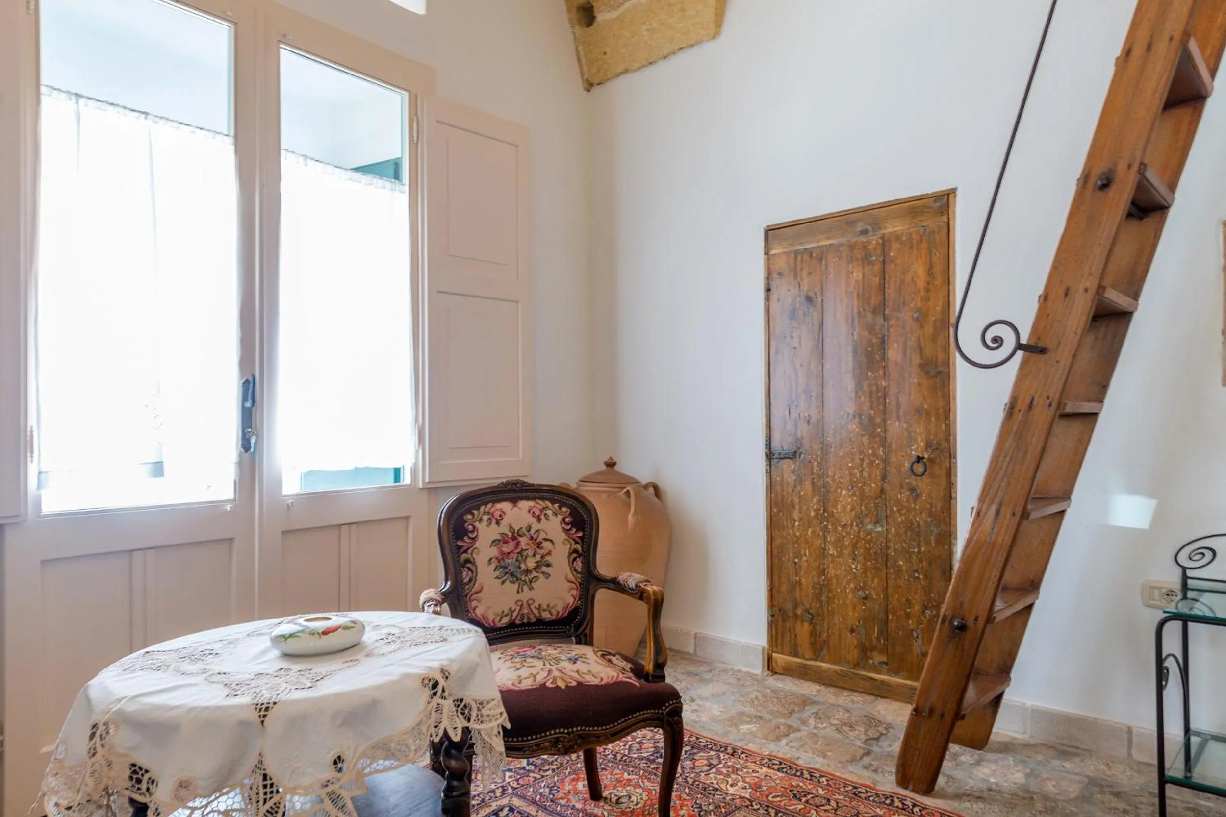 Bedroom in Palazzo Tre Cardi