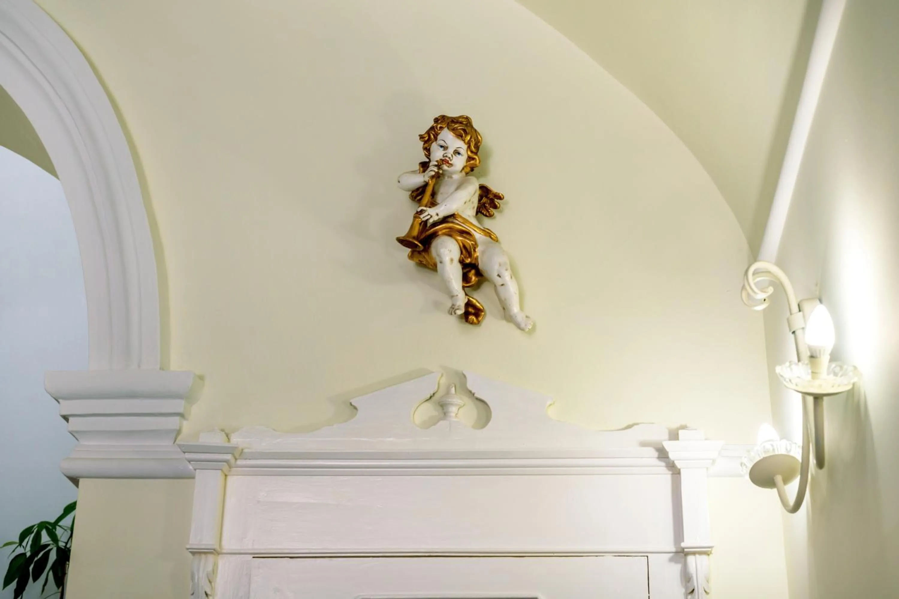 Communal lounge/ TV room in Palazzo Tre Cardi