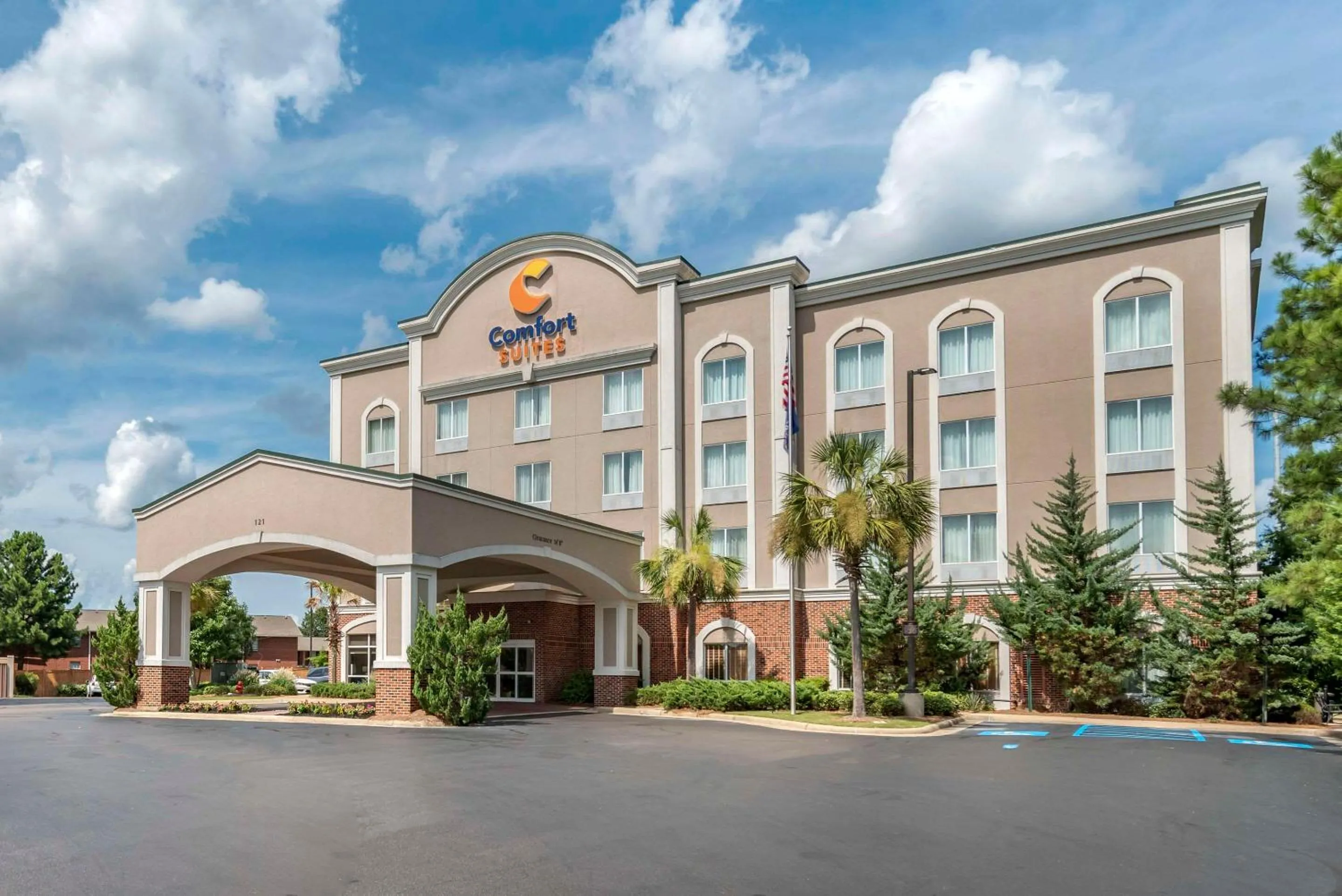 Property building in Comfort Suites Flowood - Jackson Airport