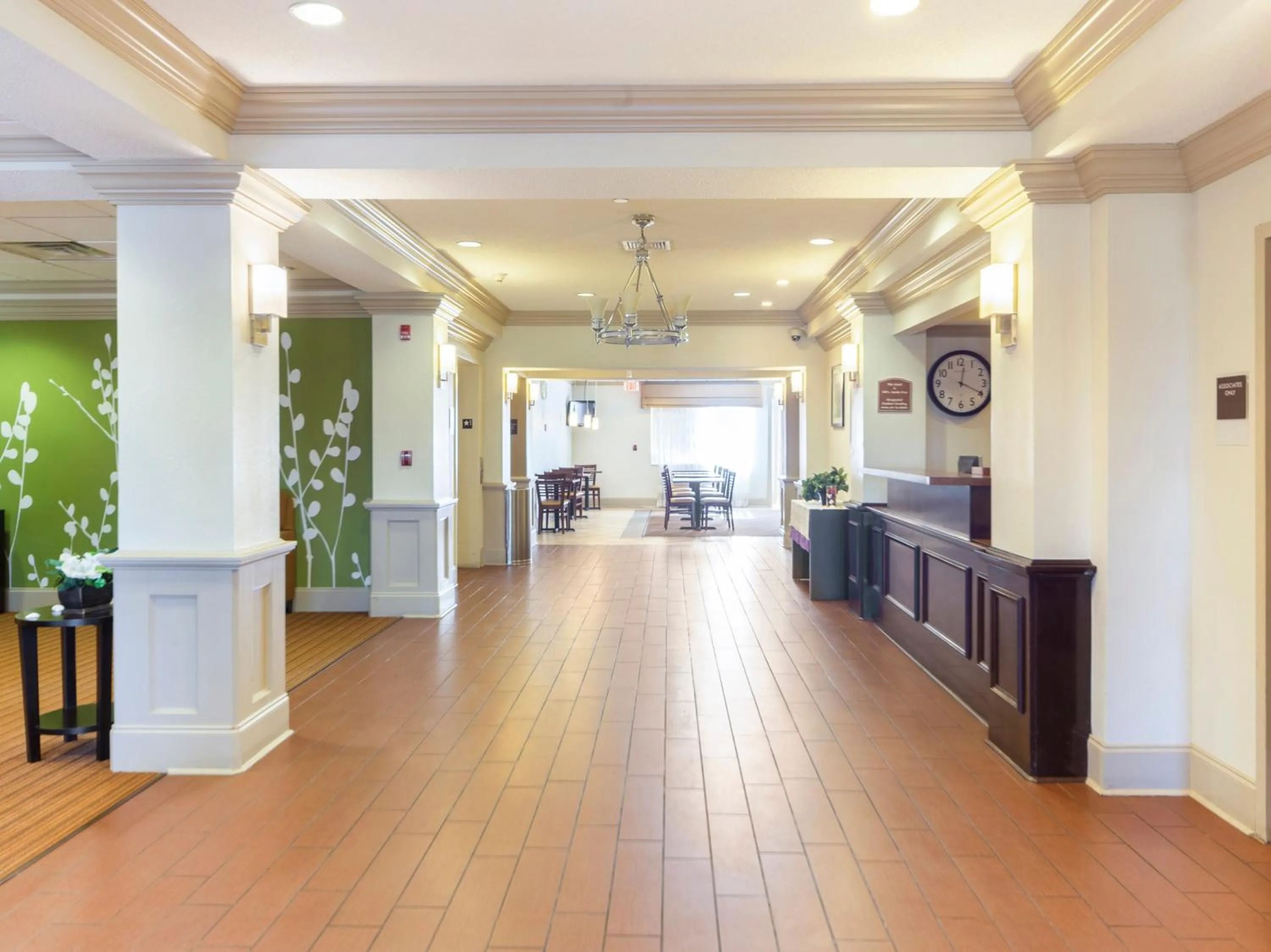 Lobby or reception in Ramada by Wyndham Jackson MS