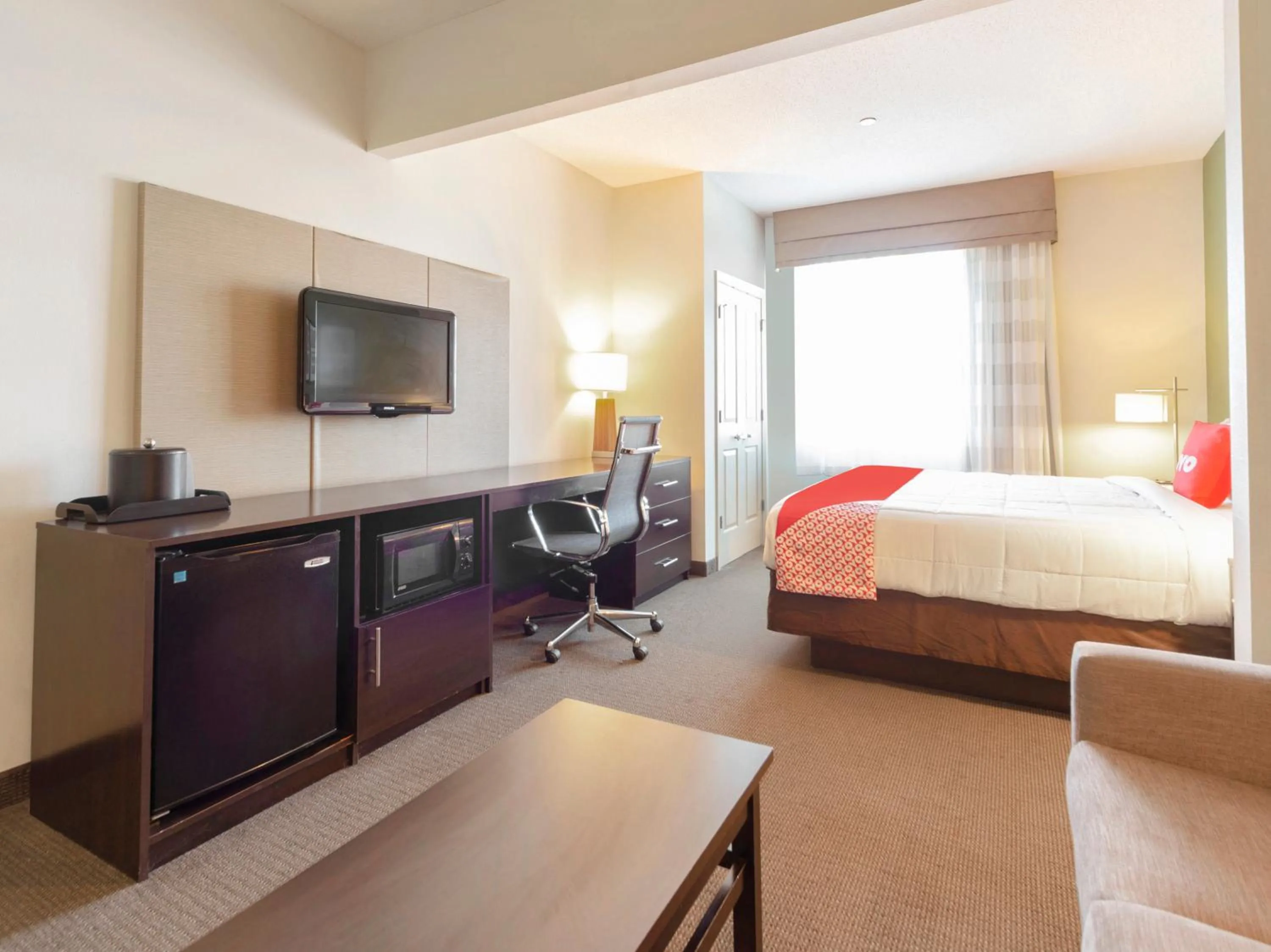 TV and multimedia, TV/Entertainment Center in Ramada by Wyndham Jackson MS