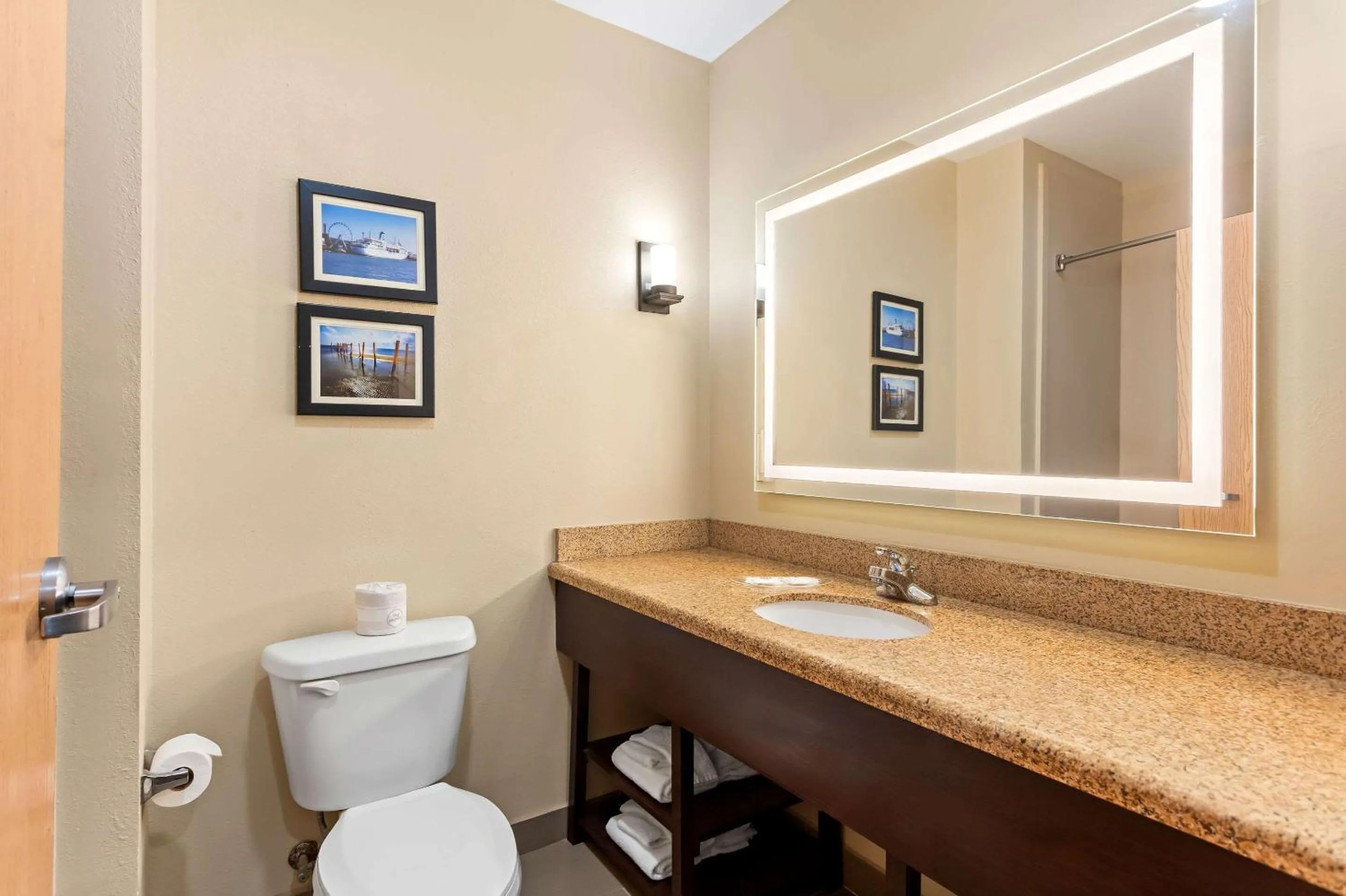 Bedroom in Comfort Suites