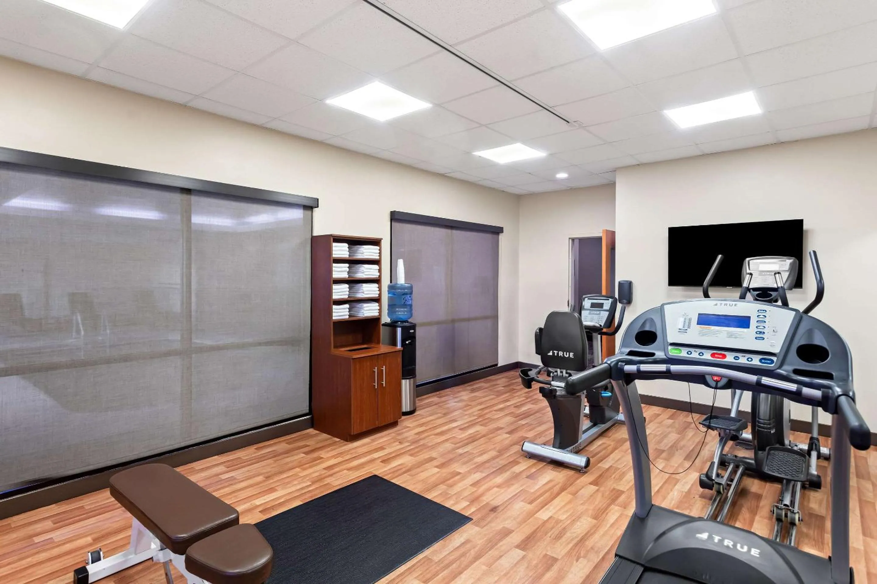 Fitness centre/facilities in Comfort Suites