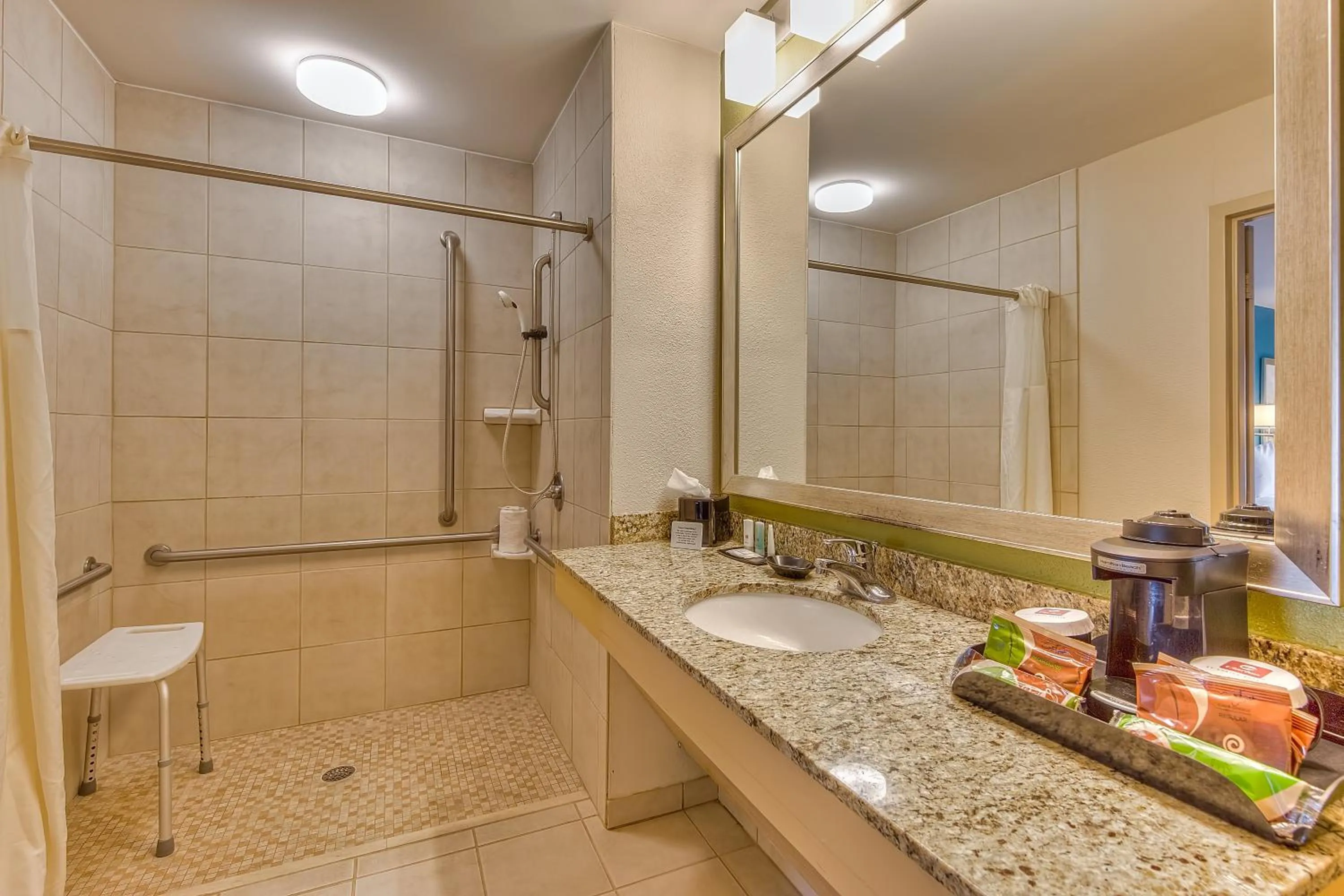 Bathroom in Quality Inn Gulfport I-10