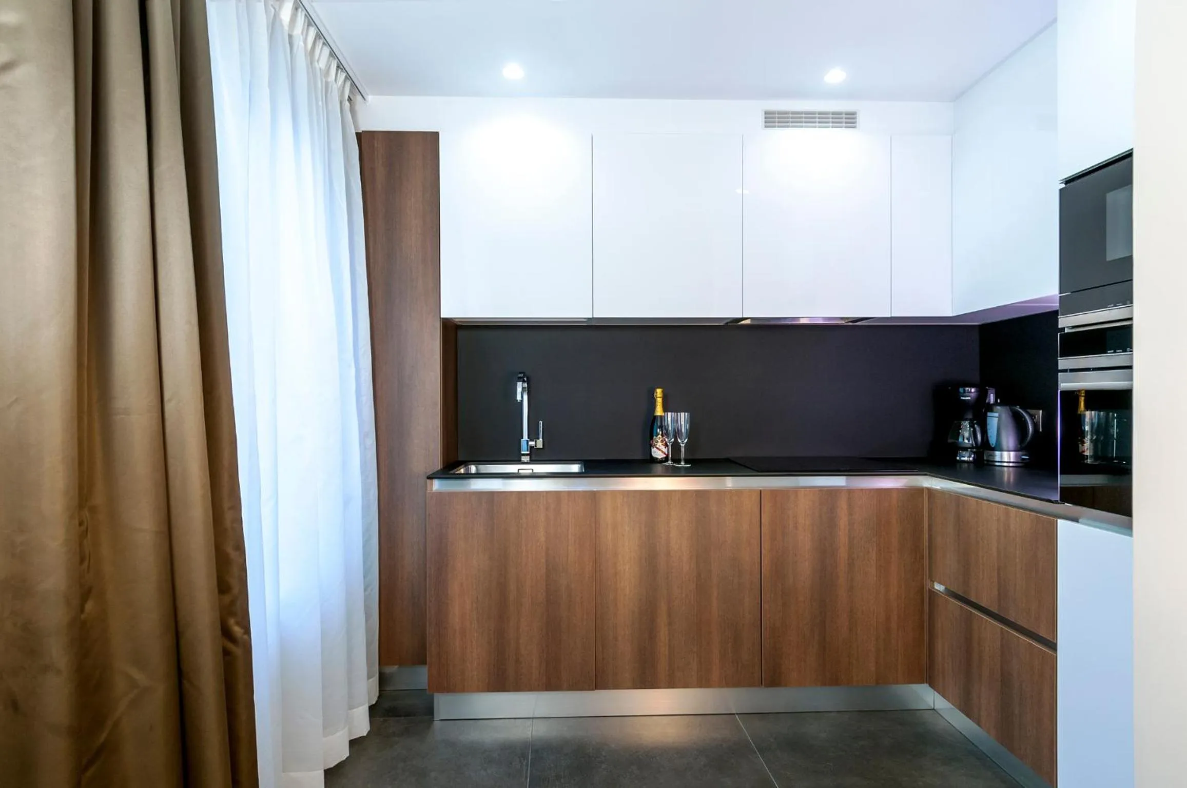 Kitchen or kitchenette in Aparthotel Residence Agenda