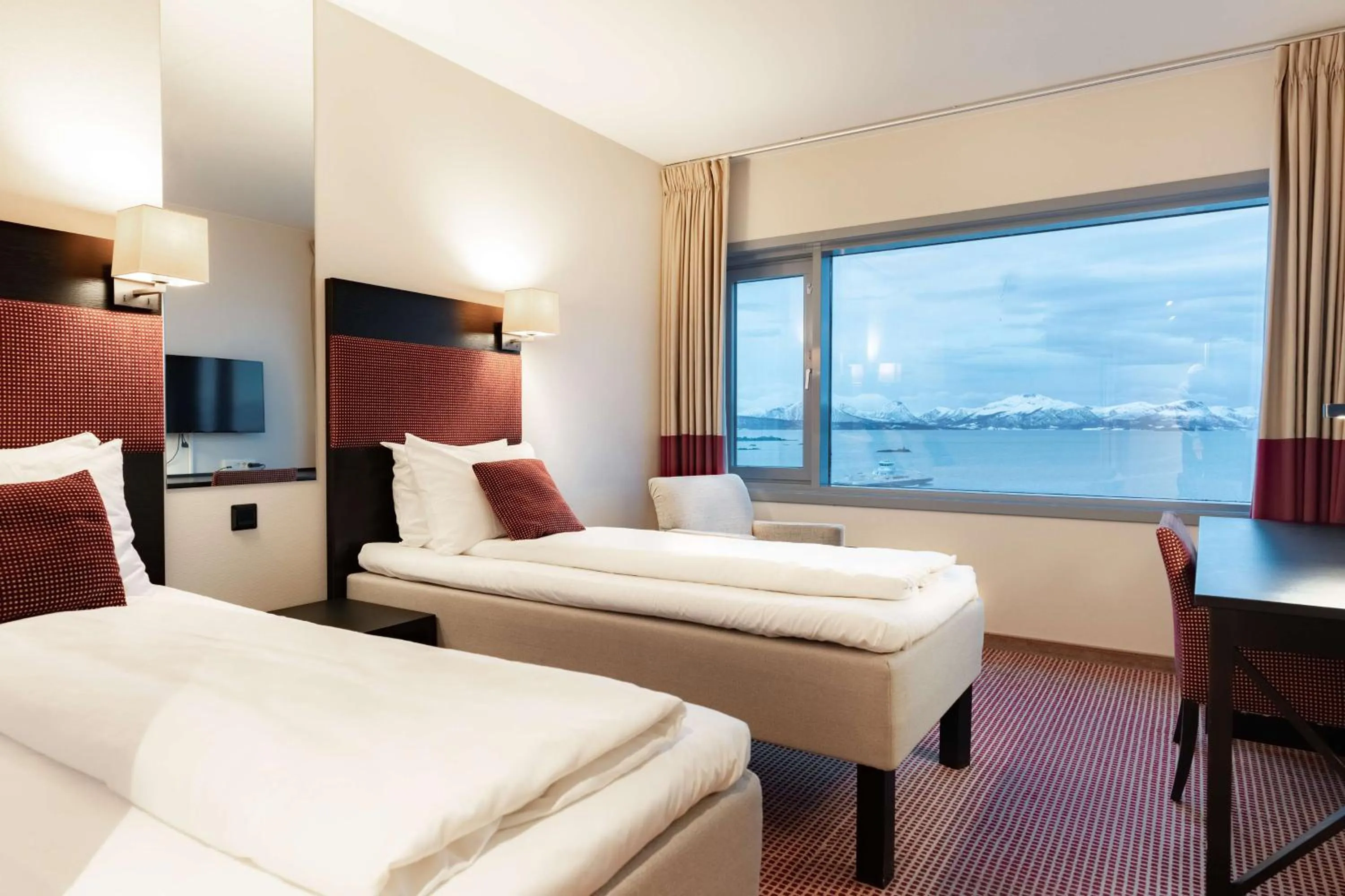 Bedroom, Bed in Scandic Seilet Hotel