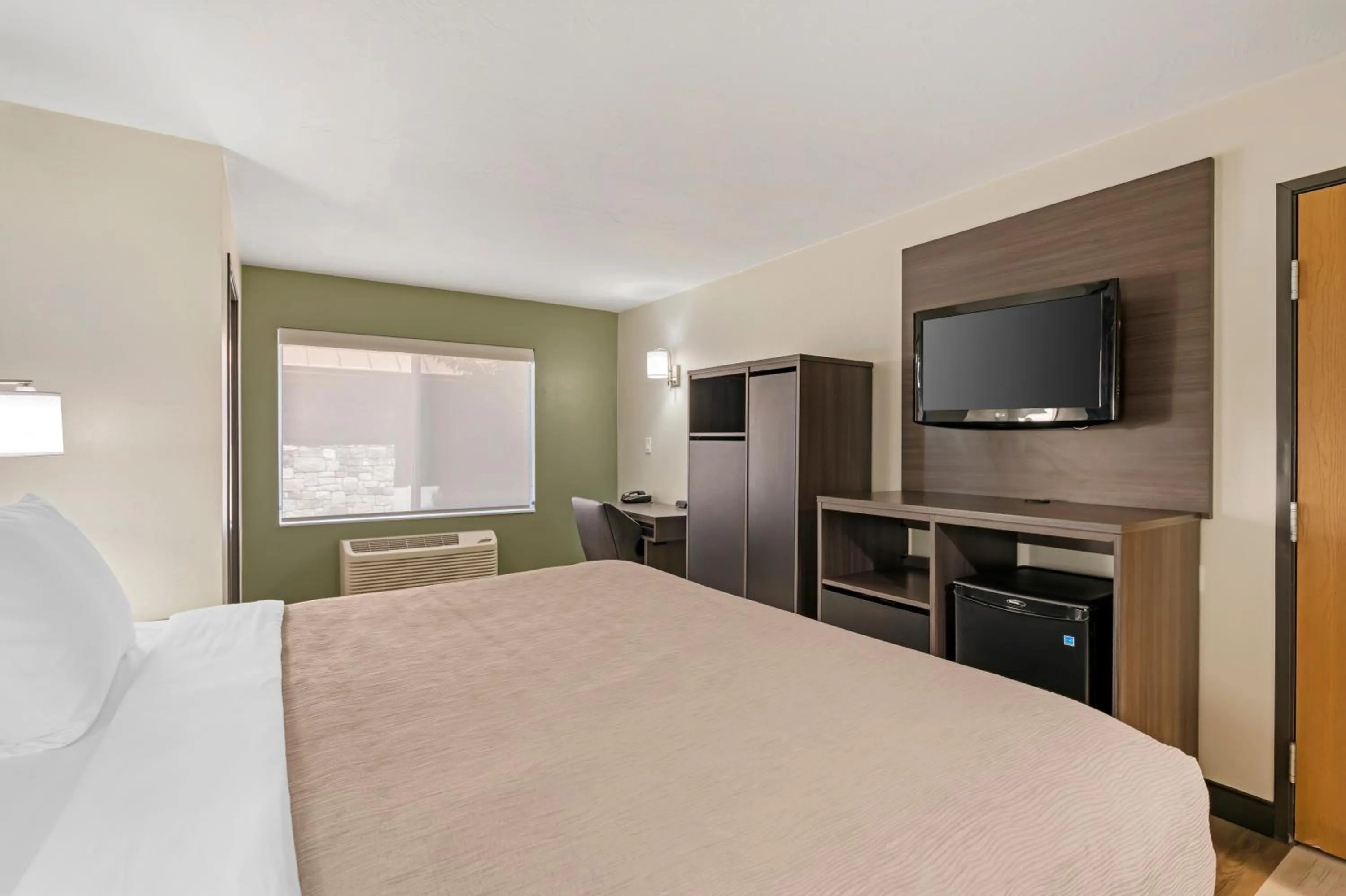 Bed in Quality Inn Red Lodge Gateway To Yellowstone