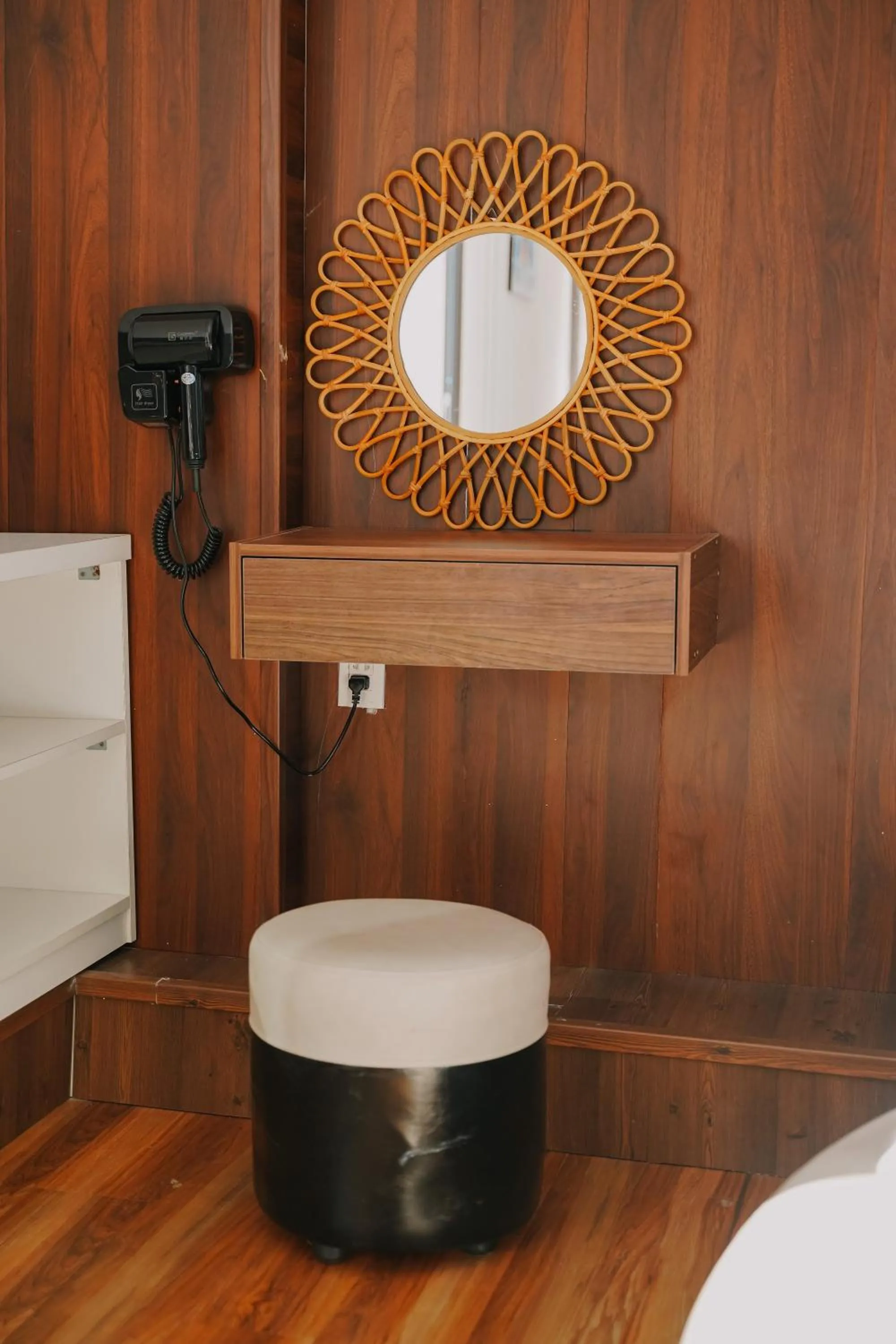 Decorative detail in Ngàn Phố Studio & Love Hotel