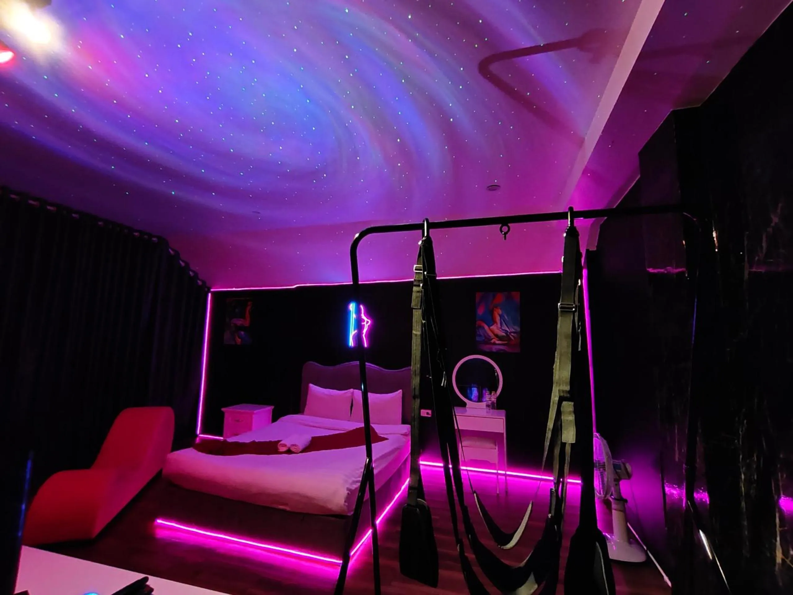 Bedroom, Bed in Ngàn Phố Studio & Love Hotel