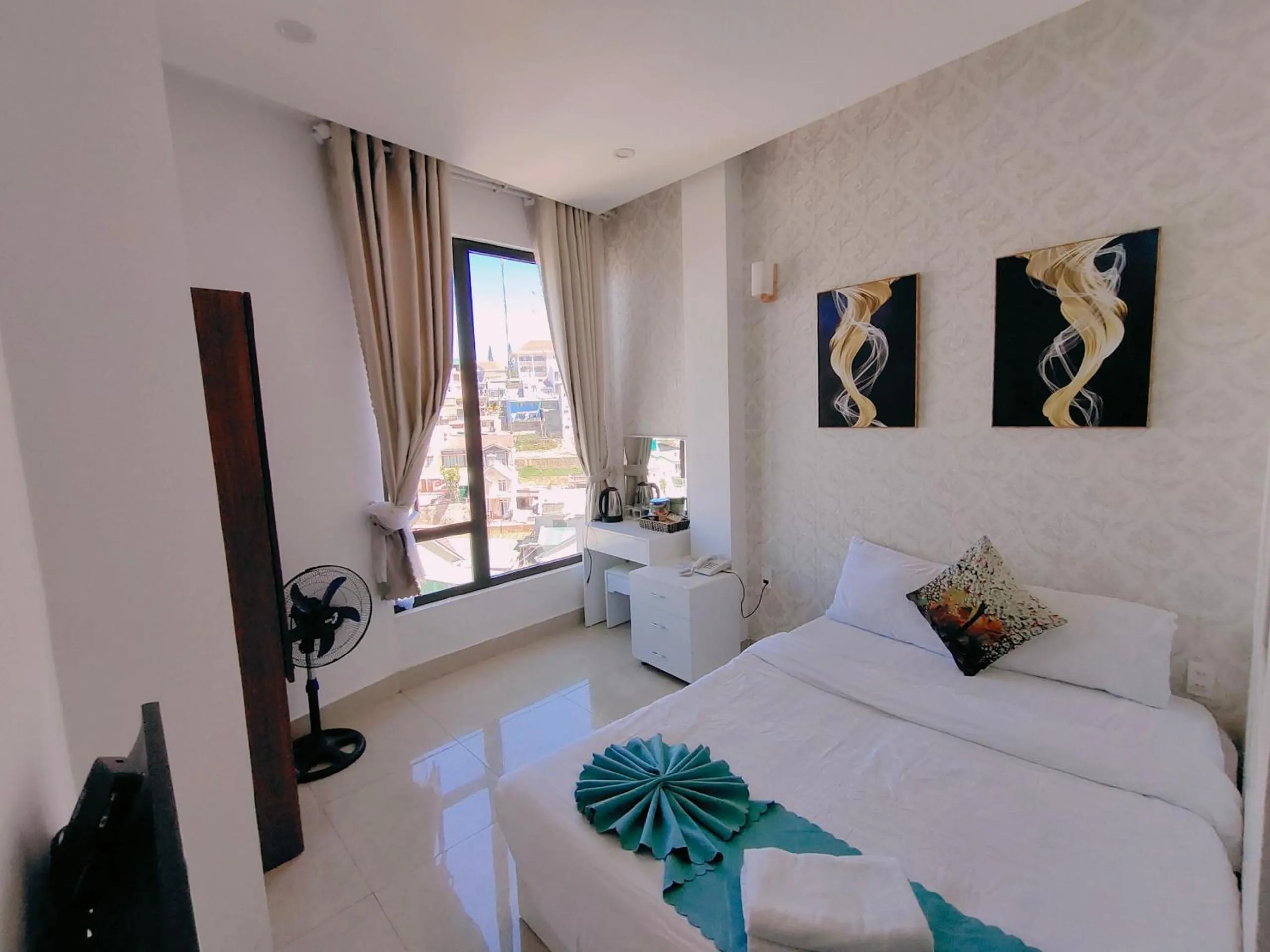 Bed in Ngàn Phố Studio & Love Hotel