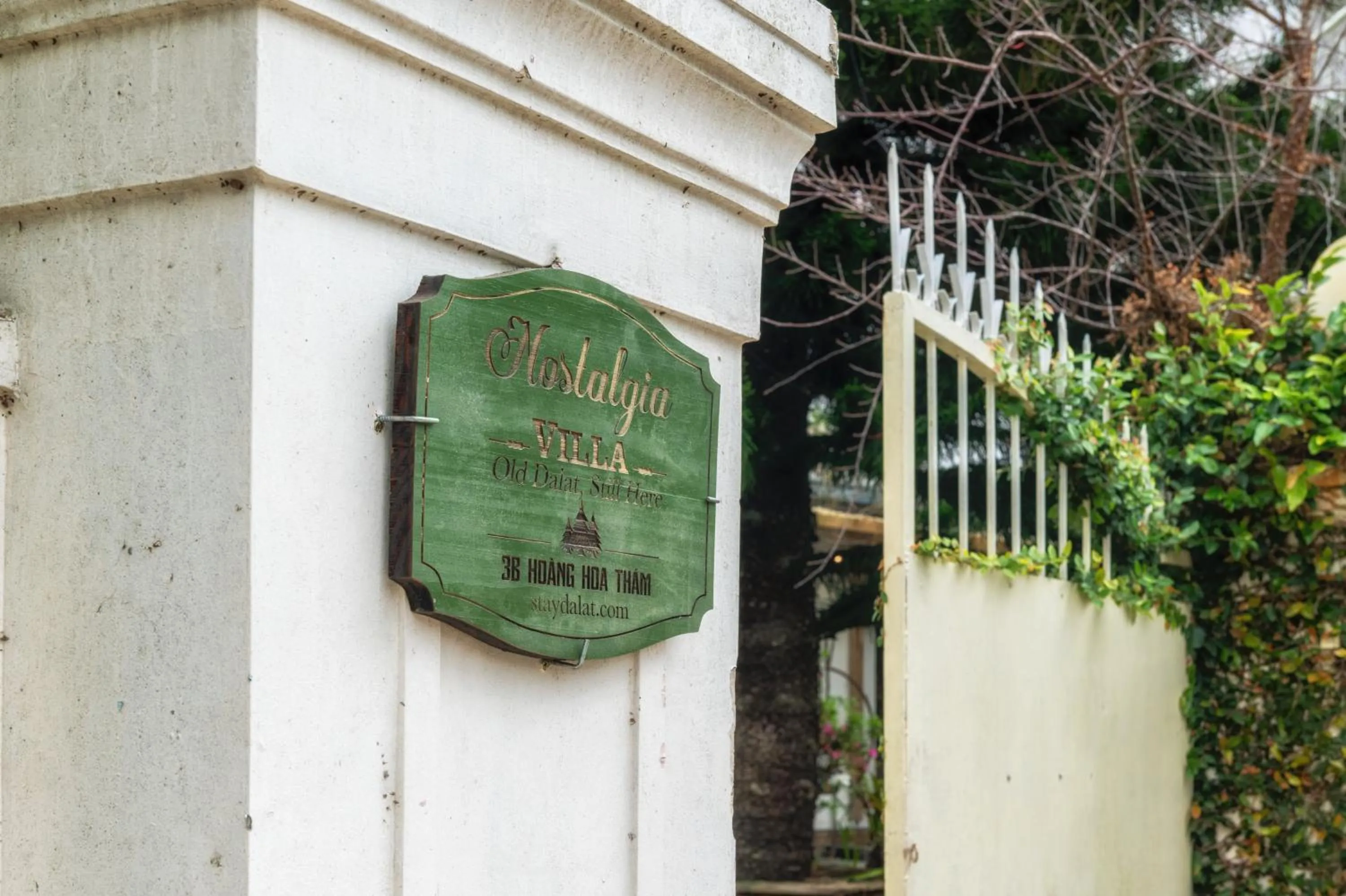 Property logo or sign in Ngàn Phố Studio & Love Hotel