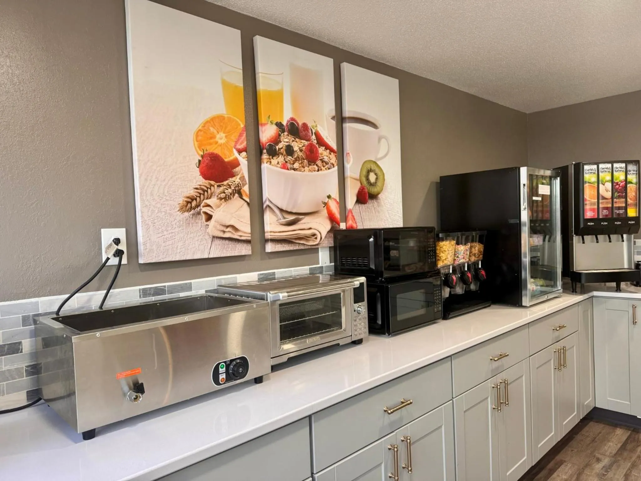 Breakfast in Baymont by Wyndham Great Falls City Center