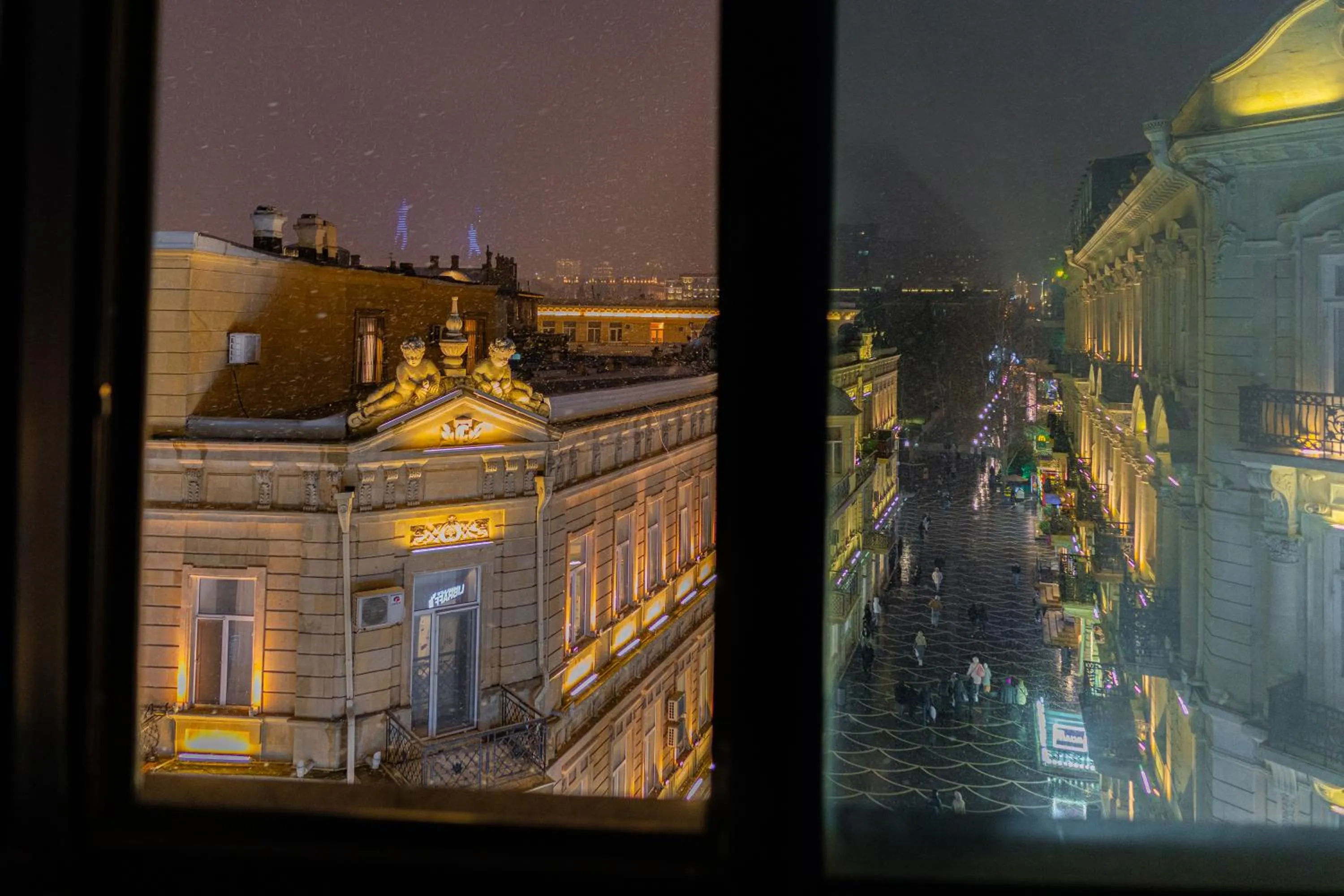 Night in Salam Baku Hotel (SBH)