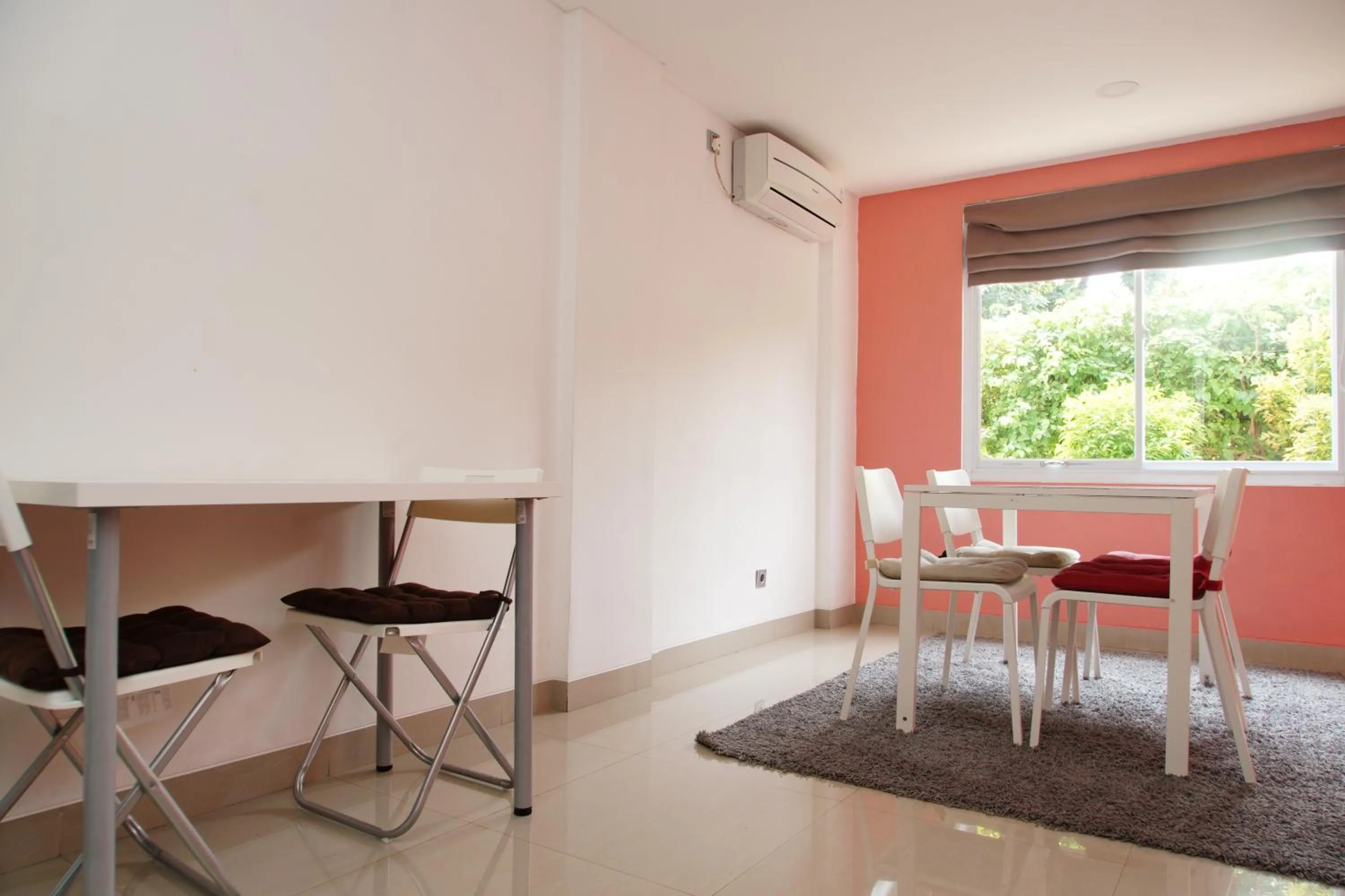 Living room, Dining Area in Residence T63