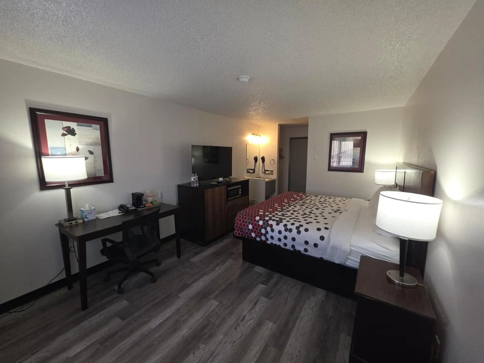 TV and multimedia, Bed in FairBridge Inn Express Billings Airport