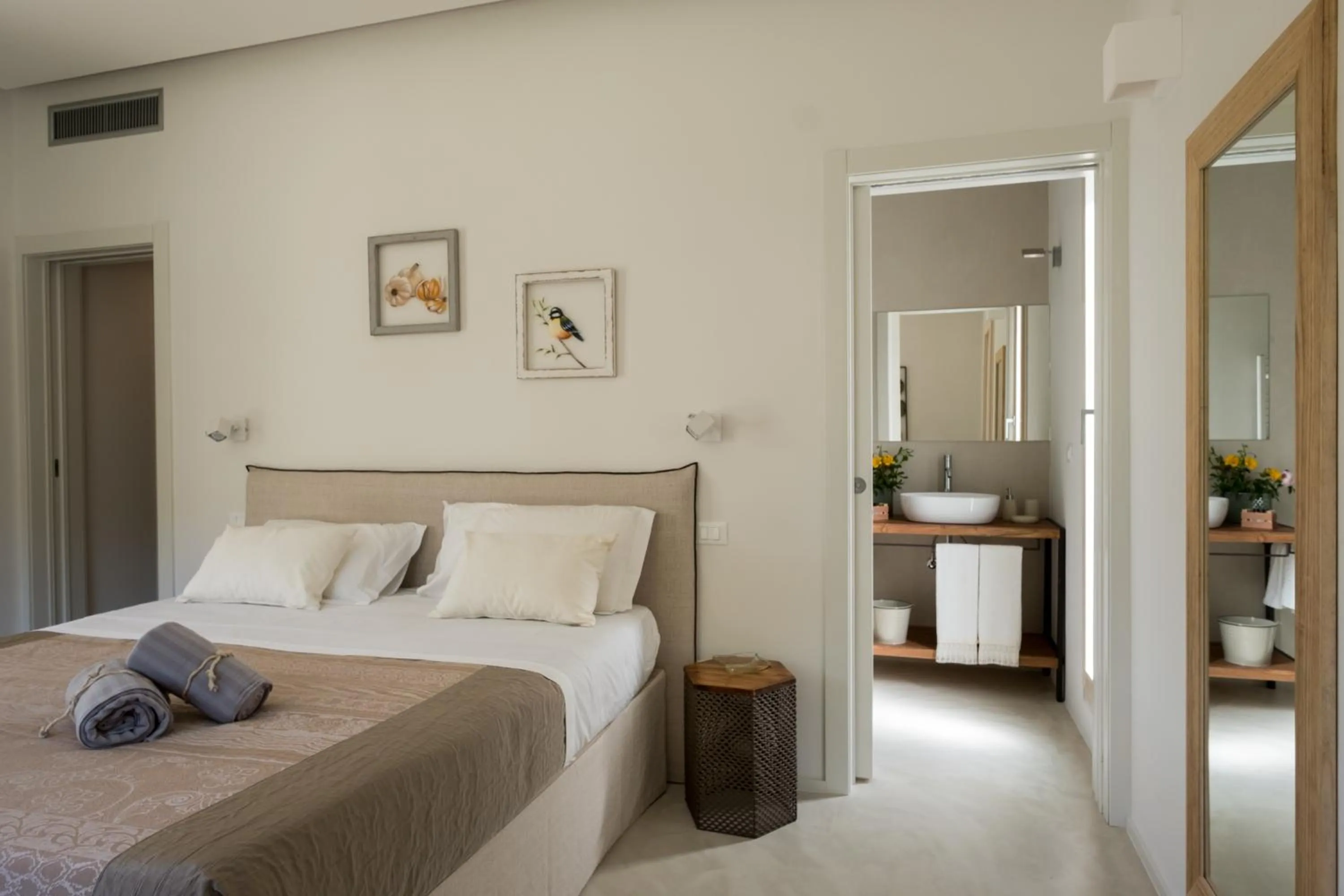 Photo of the whole room, Bed in Tenuta DonnAnna Agriturismo&Glamping