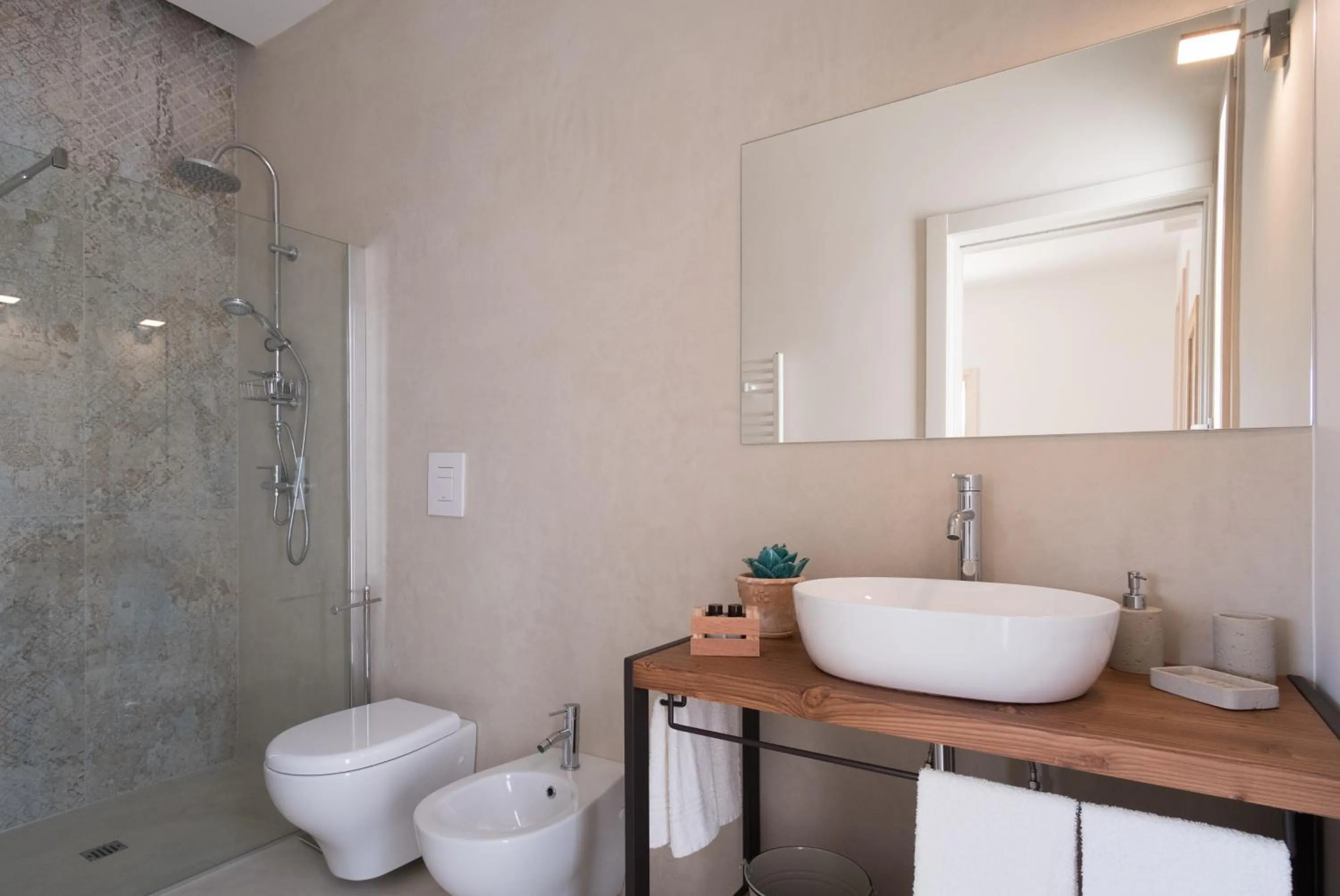 Bathroom in Tenuta DonnAnna Agriturismo&Glamping