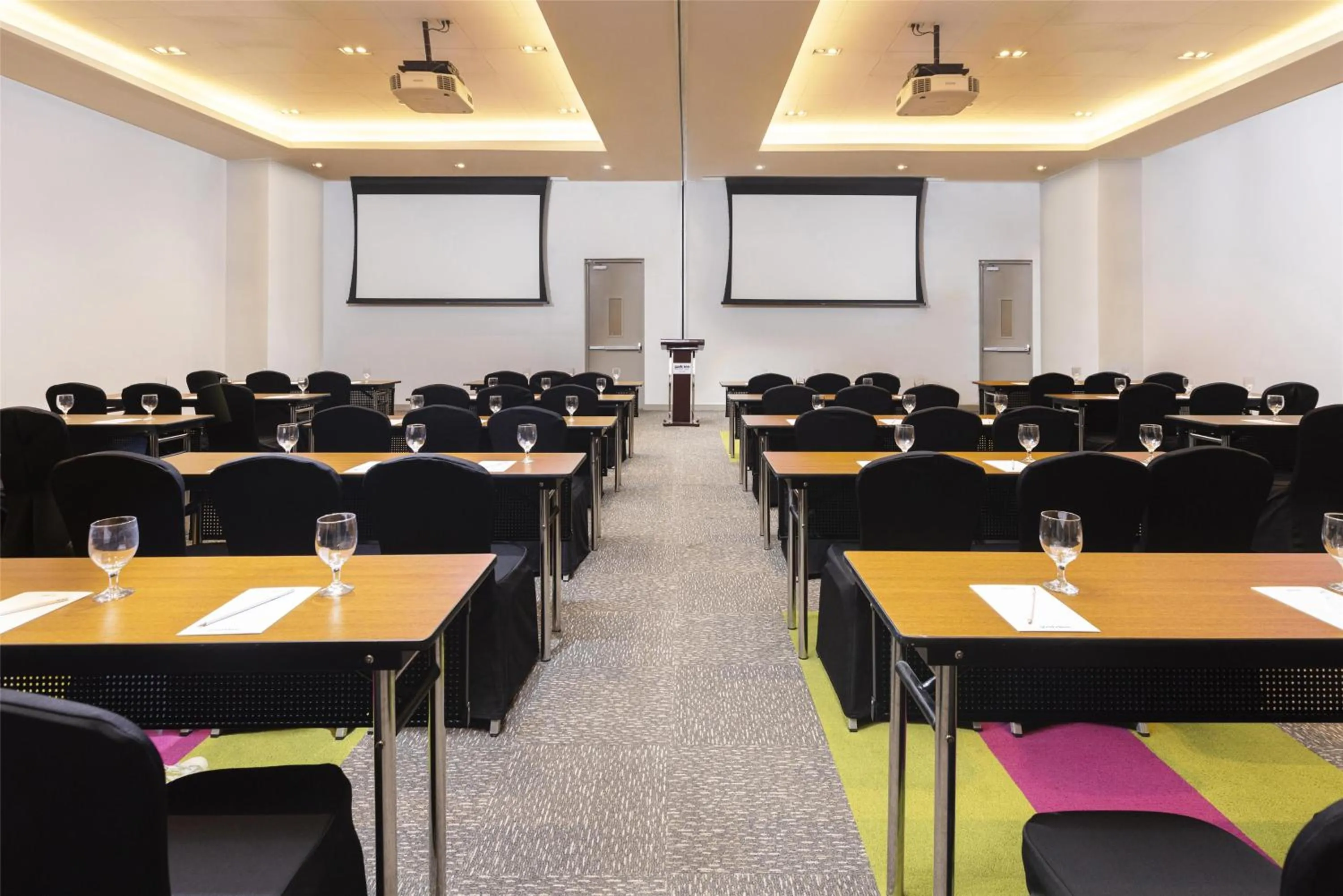 Meeting/conference room in Park Inn by Radisson North Edsa