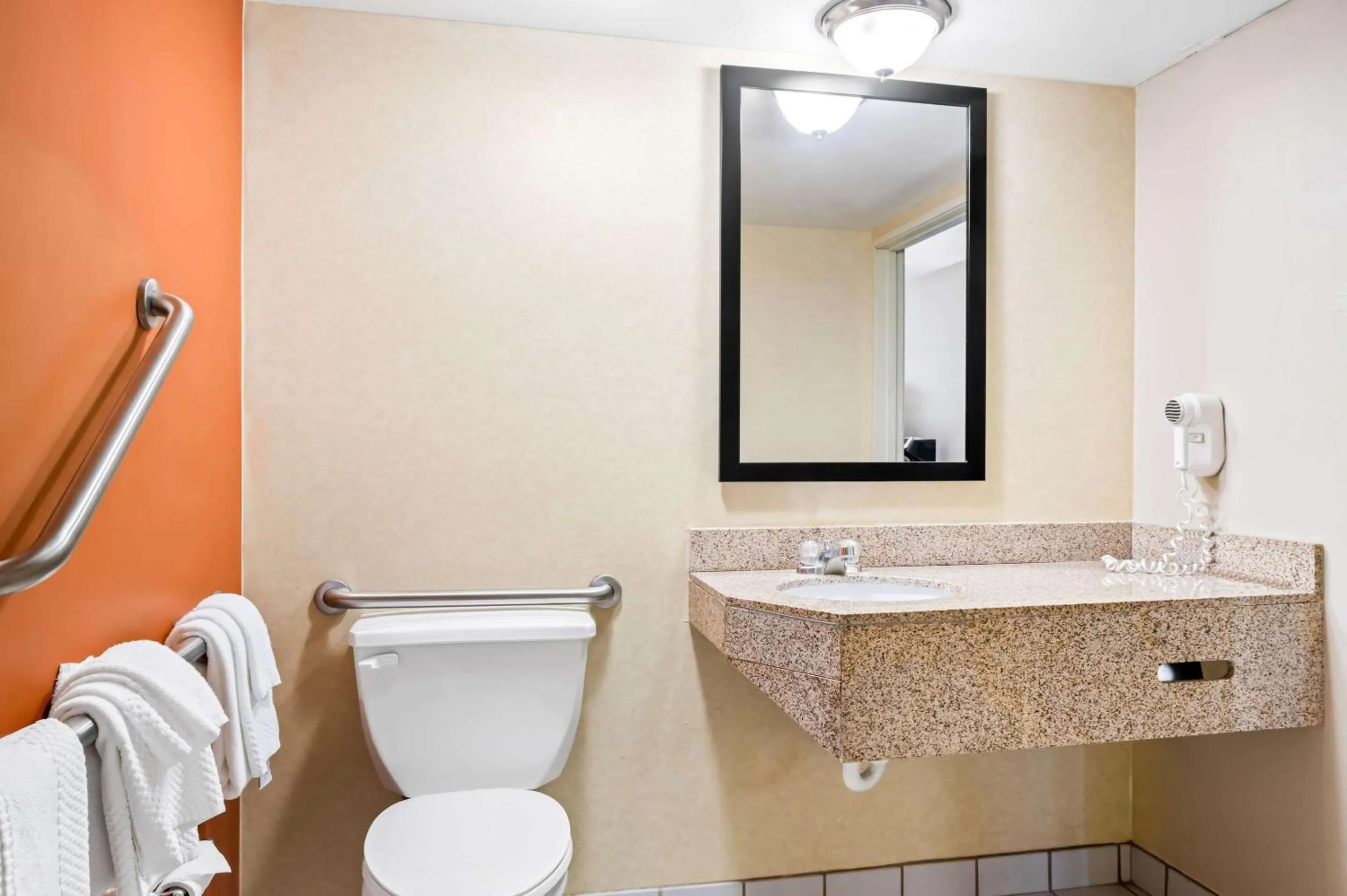 Bedroom in Sleep Inn Billings