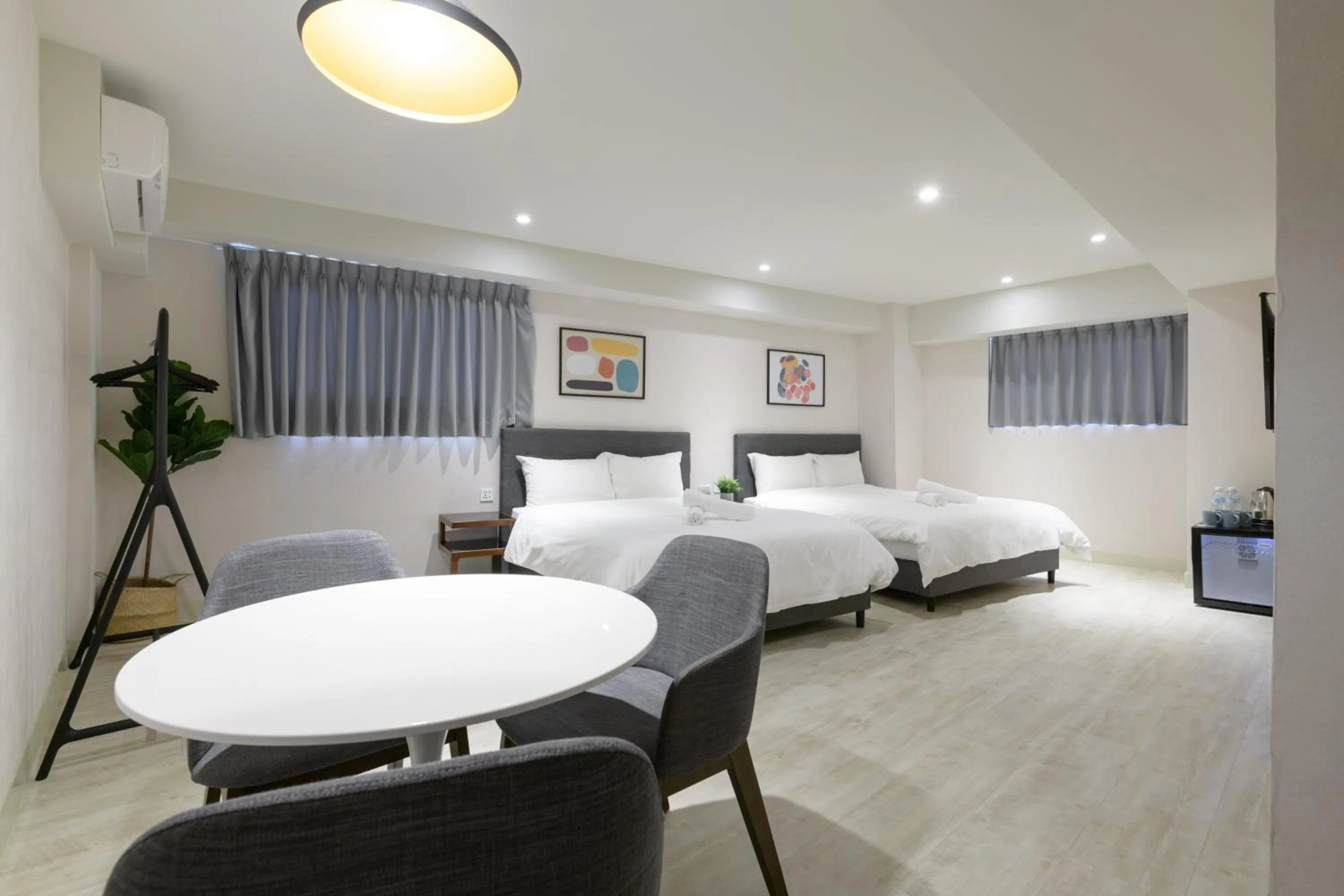 Bed in Members Hotel at Taipei 101