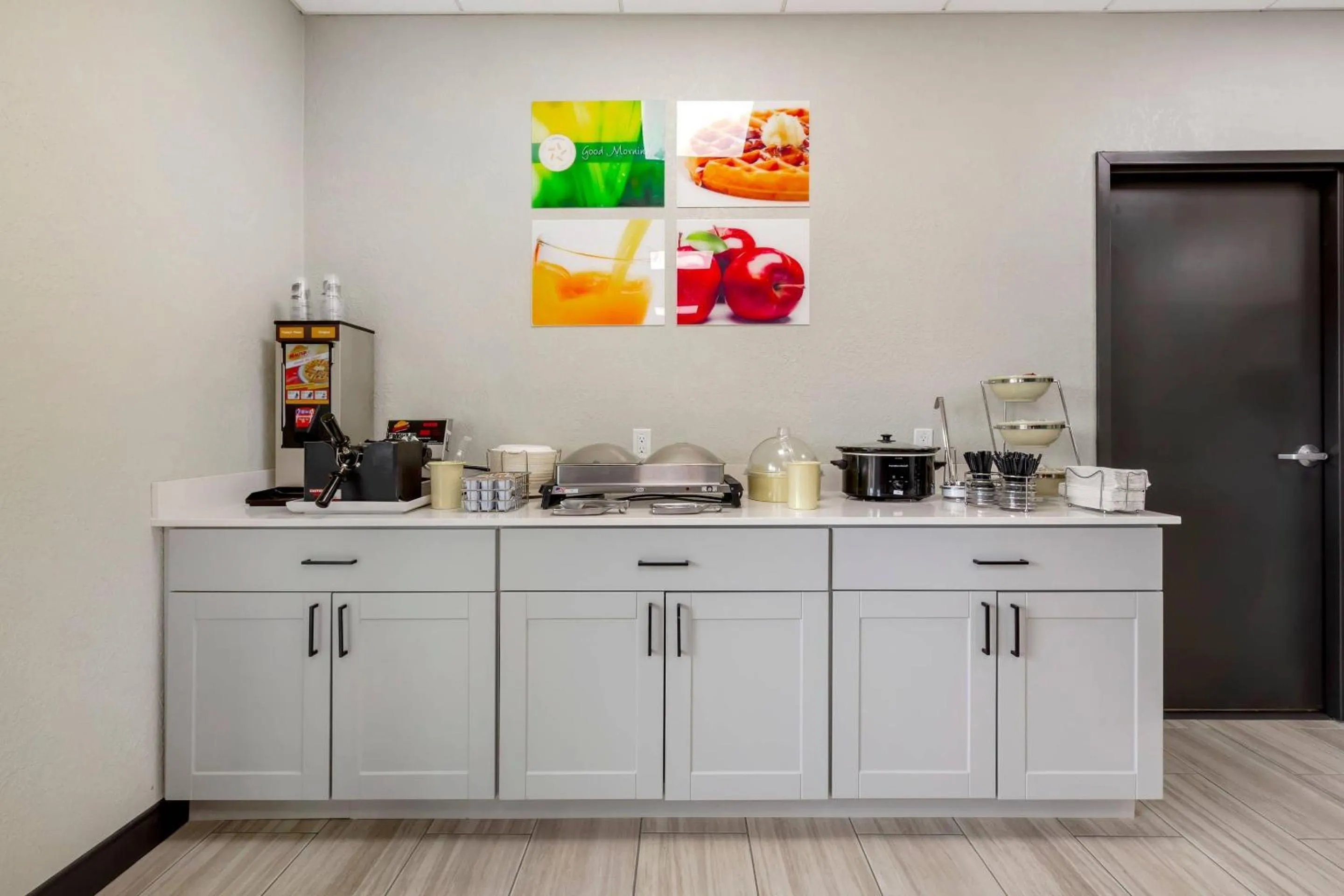 Breakfast in Quality Inn Dillon I-15