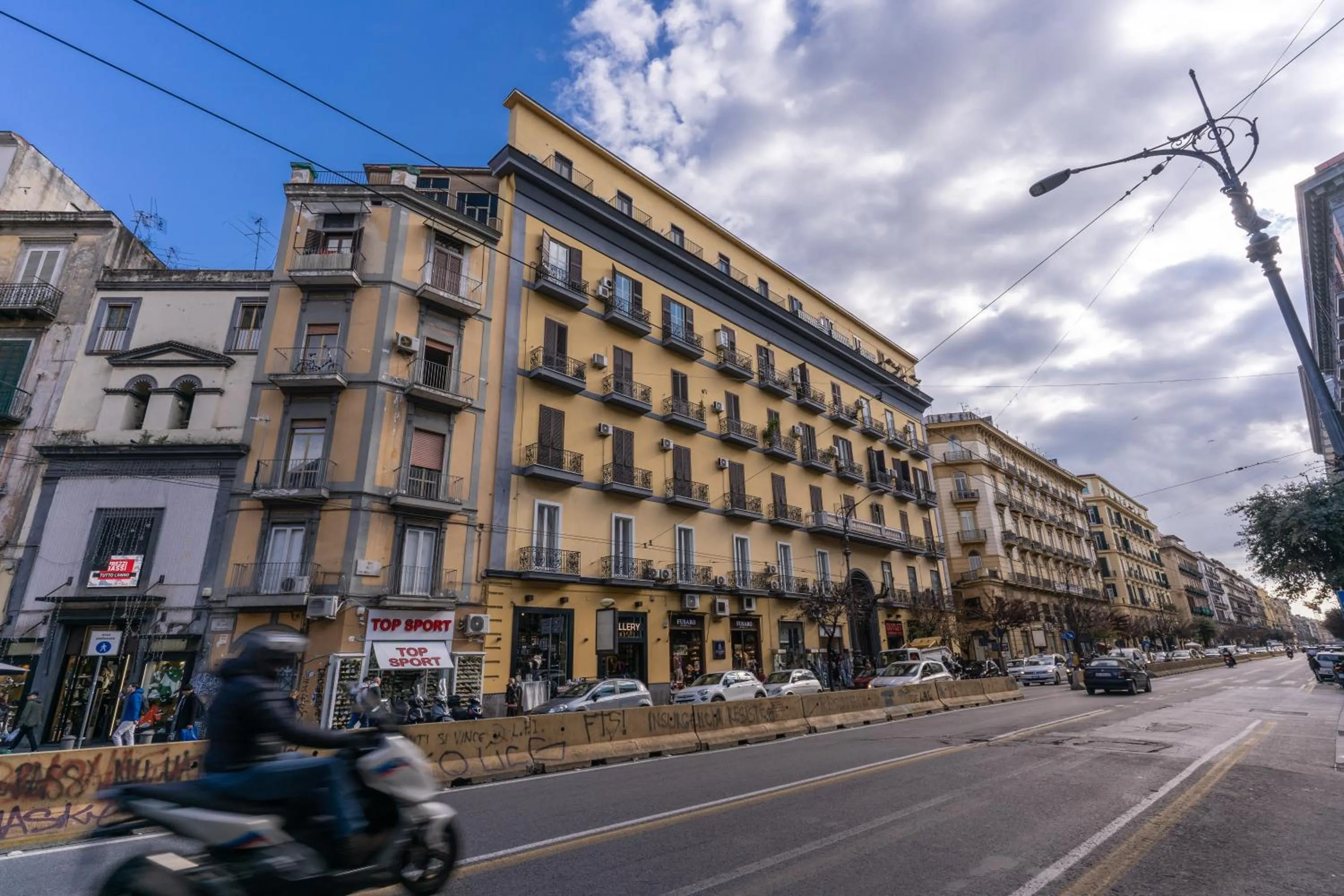 Property building in Gallery Suite Naples