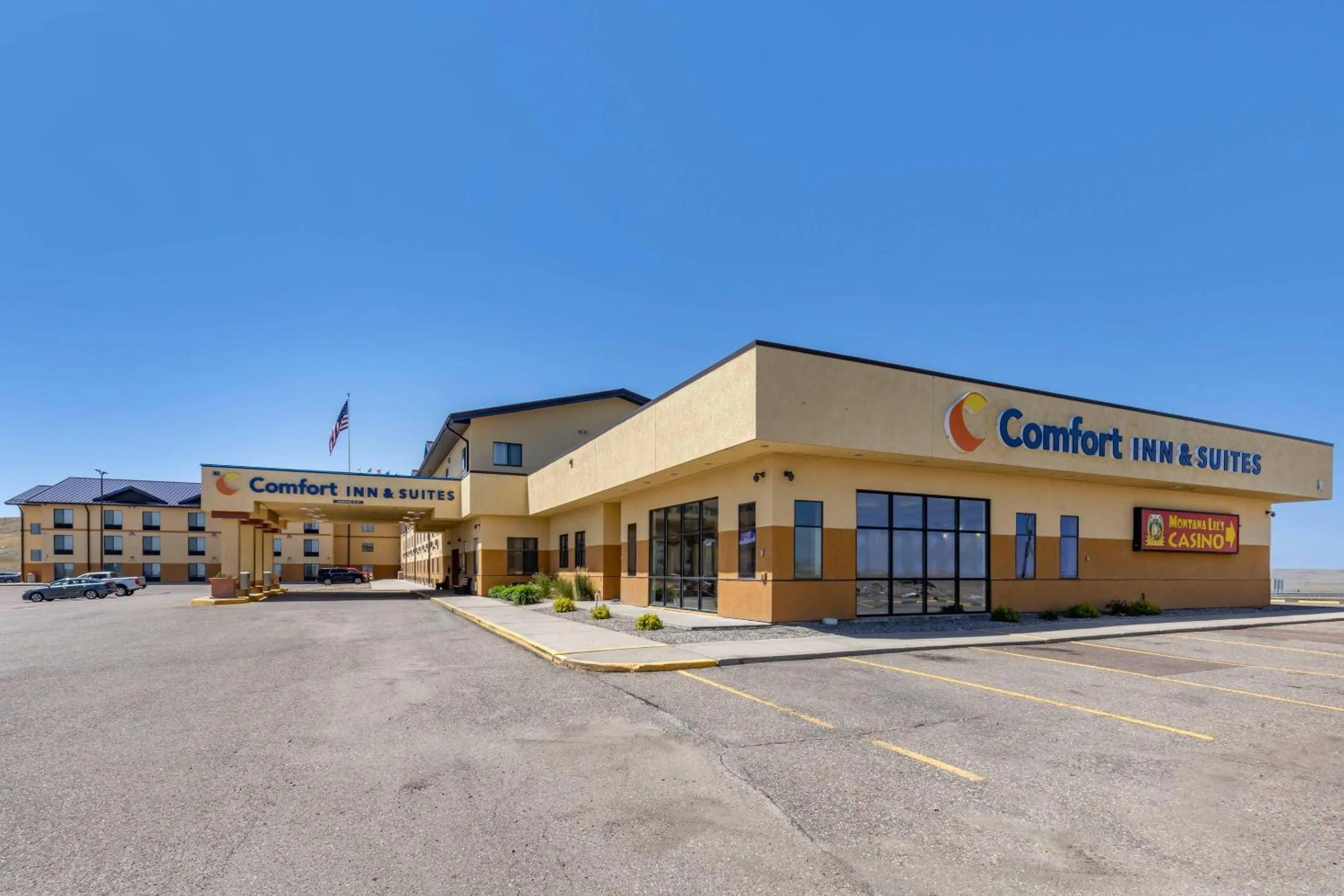 Property building in Comfort Inn & Suites Gateway to Glacier National Park