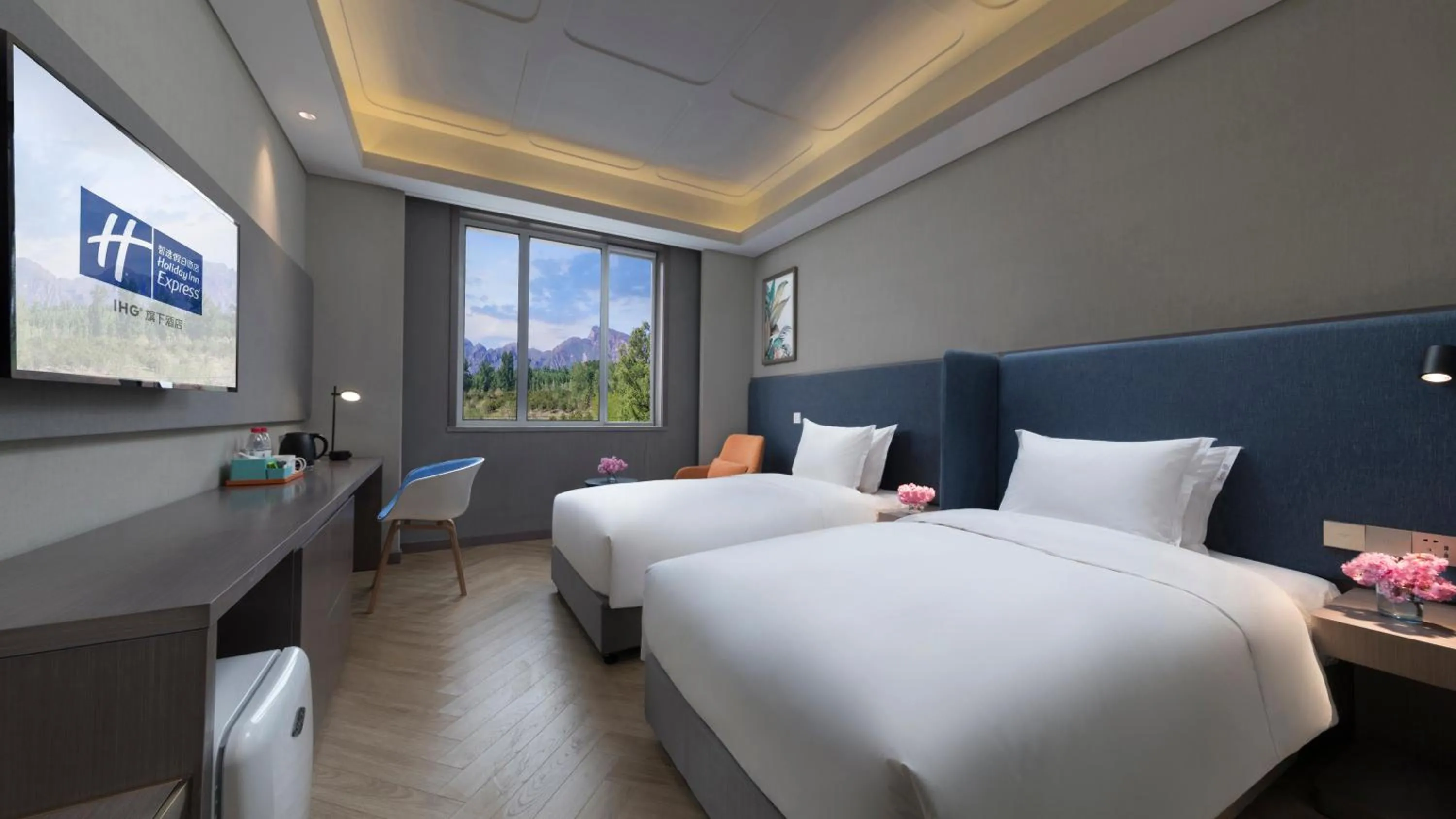 Photo of the whole room in Holiday Inn Express Beijing Badaling by IHG