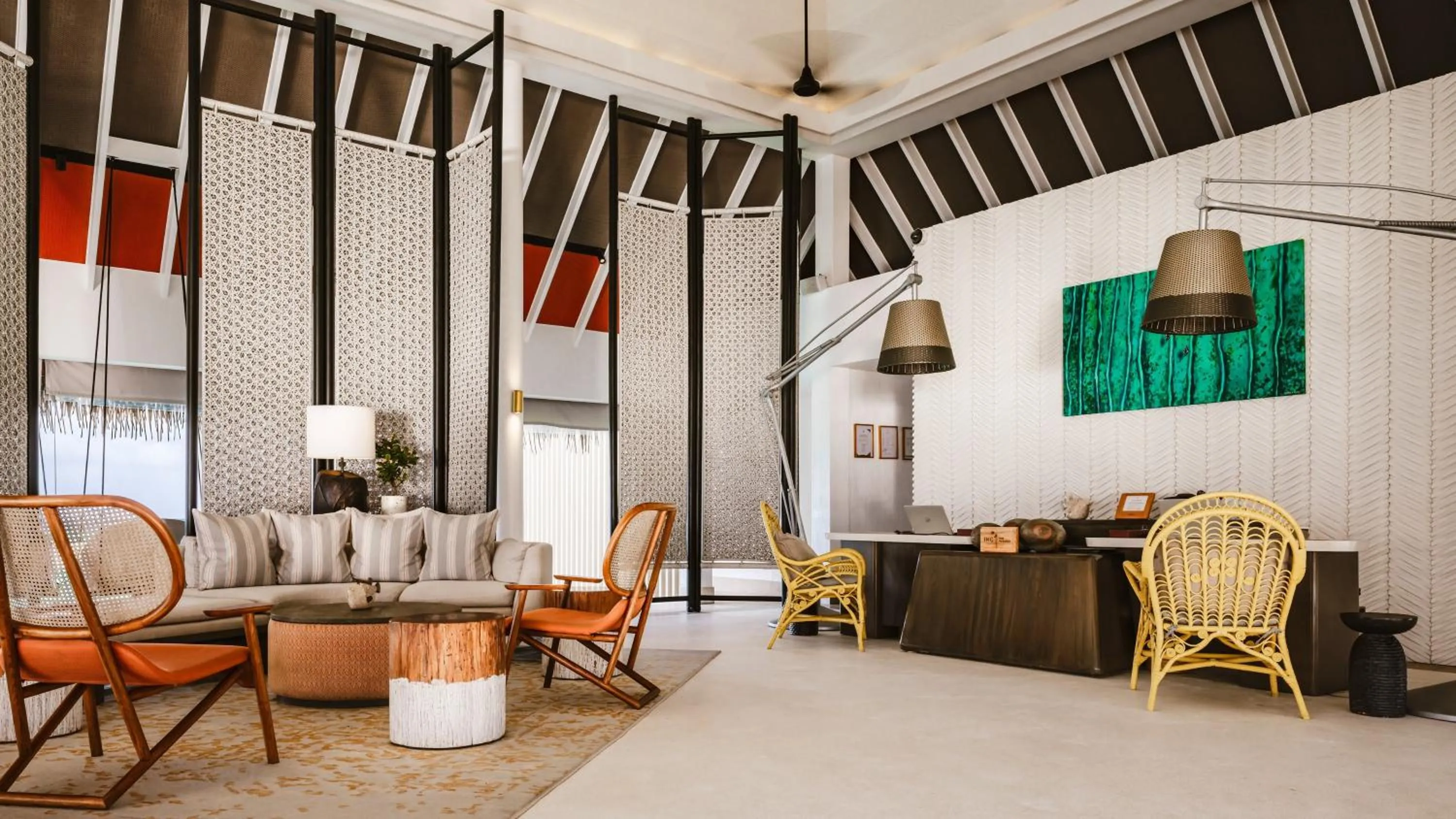 Property building in Intercontinental Maldives Maamunagau Resort with Club benefits by IHG