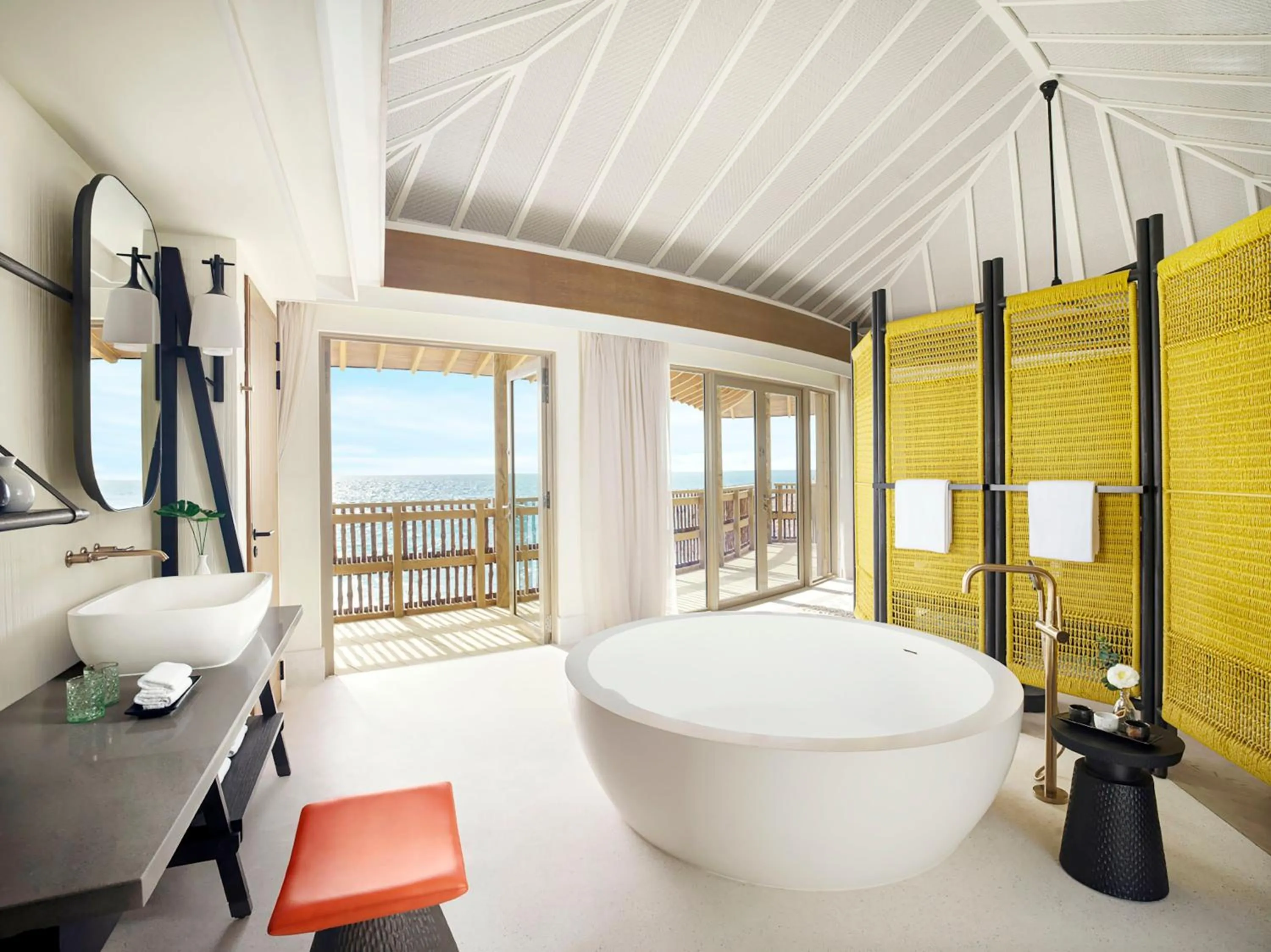Photo of the whole room in Intercontinental Maldives Maamunagau Resort with Club benefits by IHG