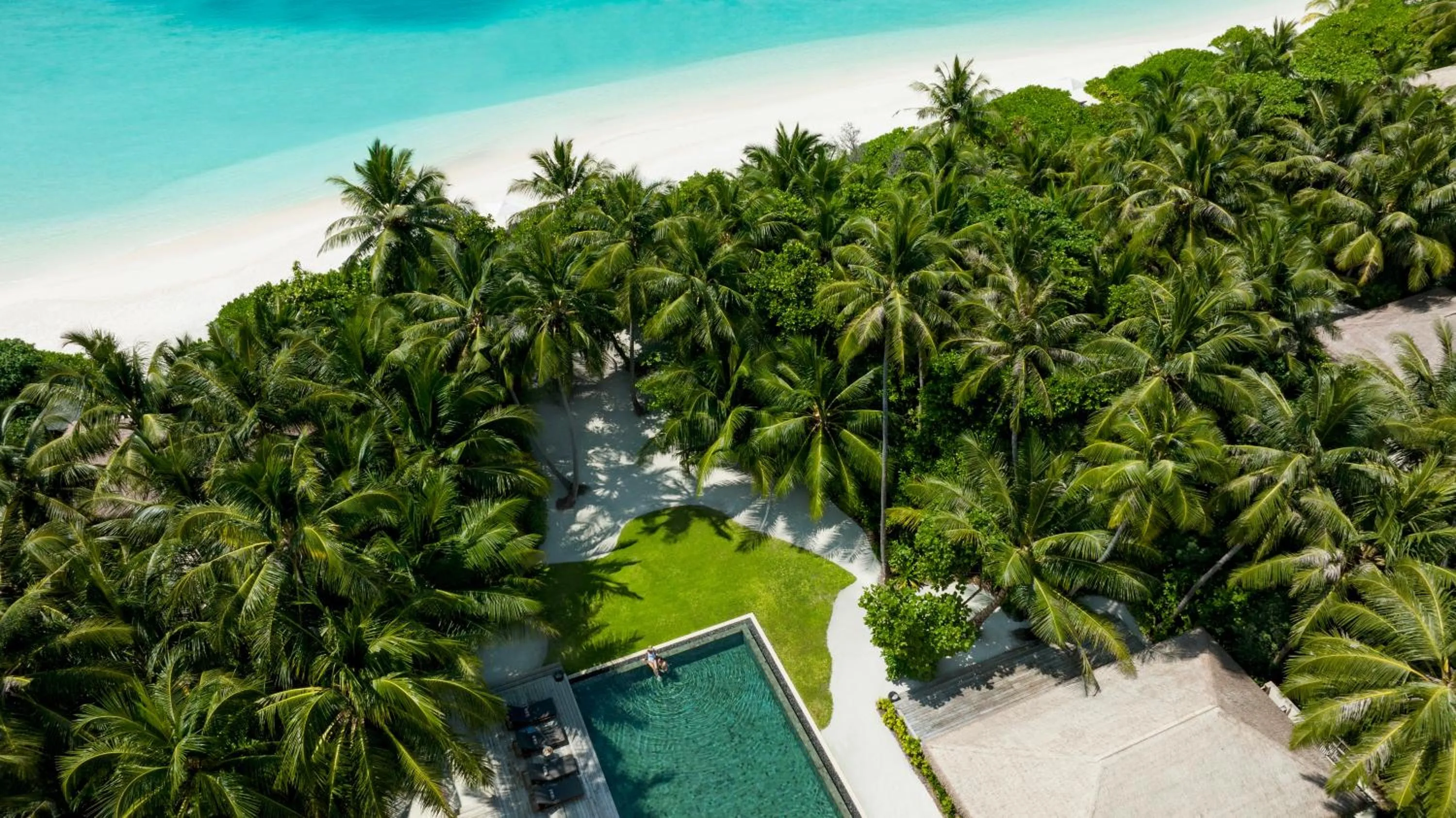 Day in Intercontinental Maldives Maamunagau Resort with Club benefits by IHG