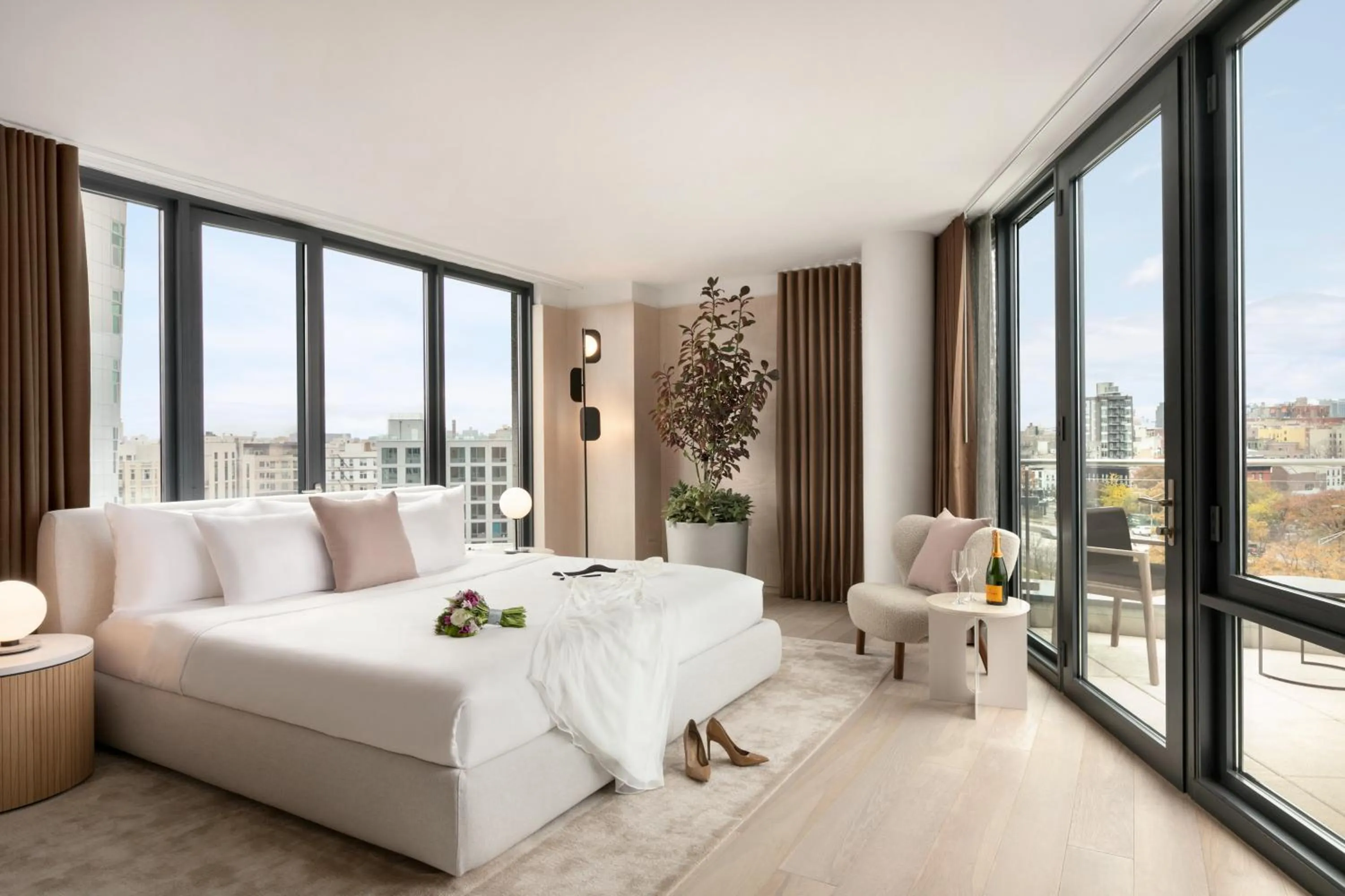 Bedroom, Bed in Hotel Indigo - Williamsburg - Brooklyn by IHG