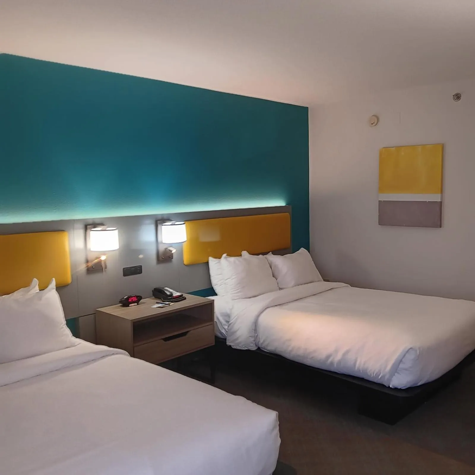 Bedroom, Bed in Comfort Inn North of Asheville