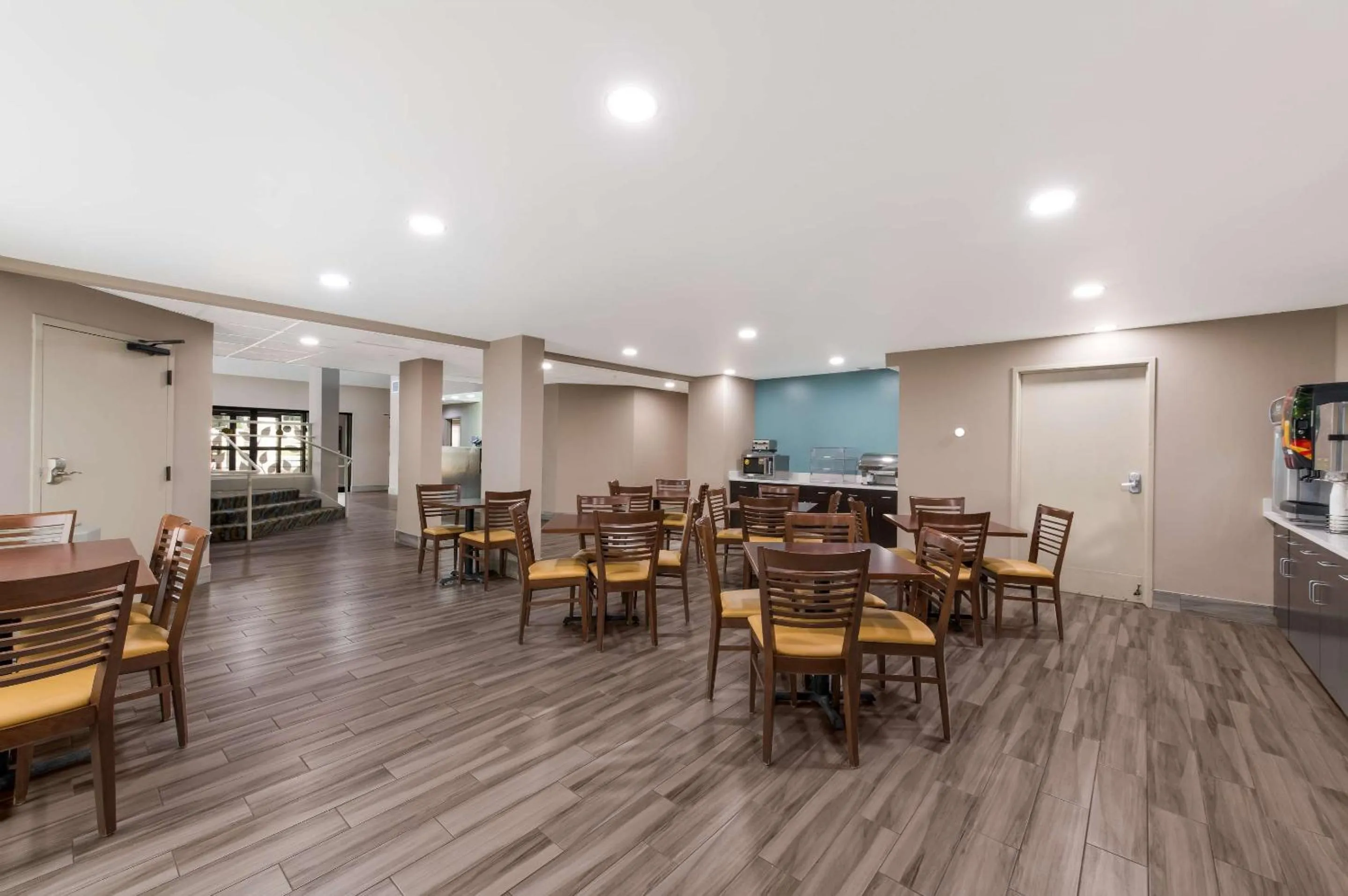 Breakfast in Sleep Inn Northlake