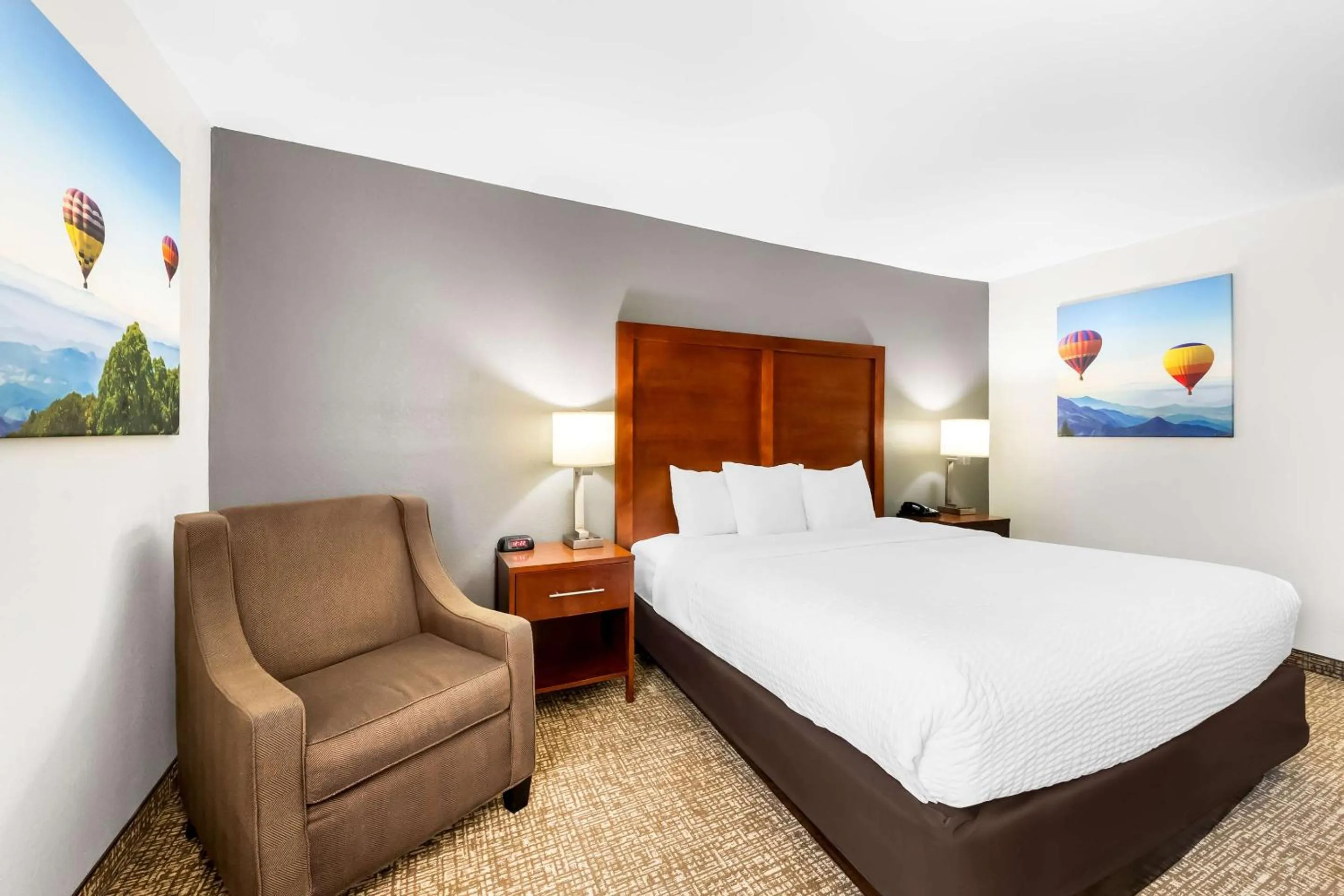 Bedroom, Bed in Clarion Pointe Apex - Holly Springs