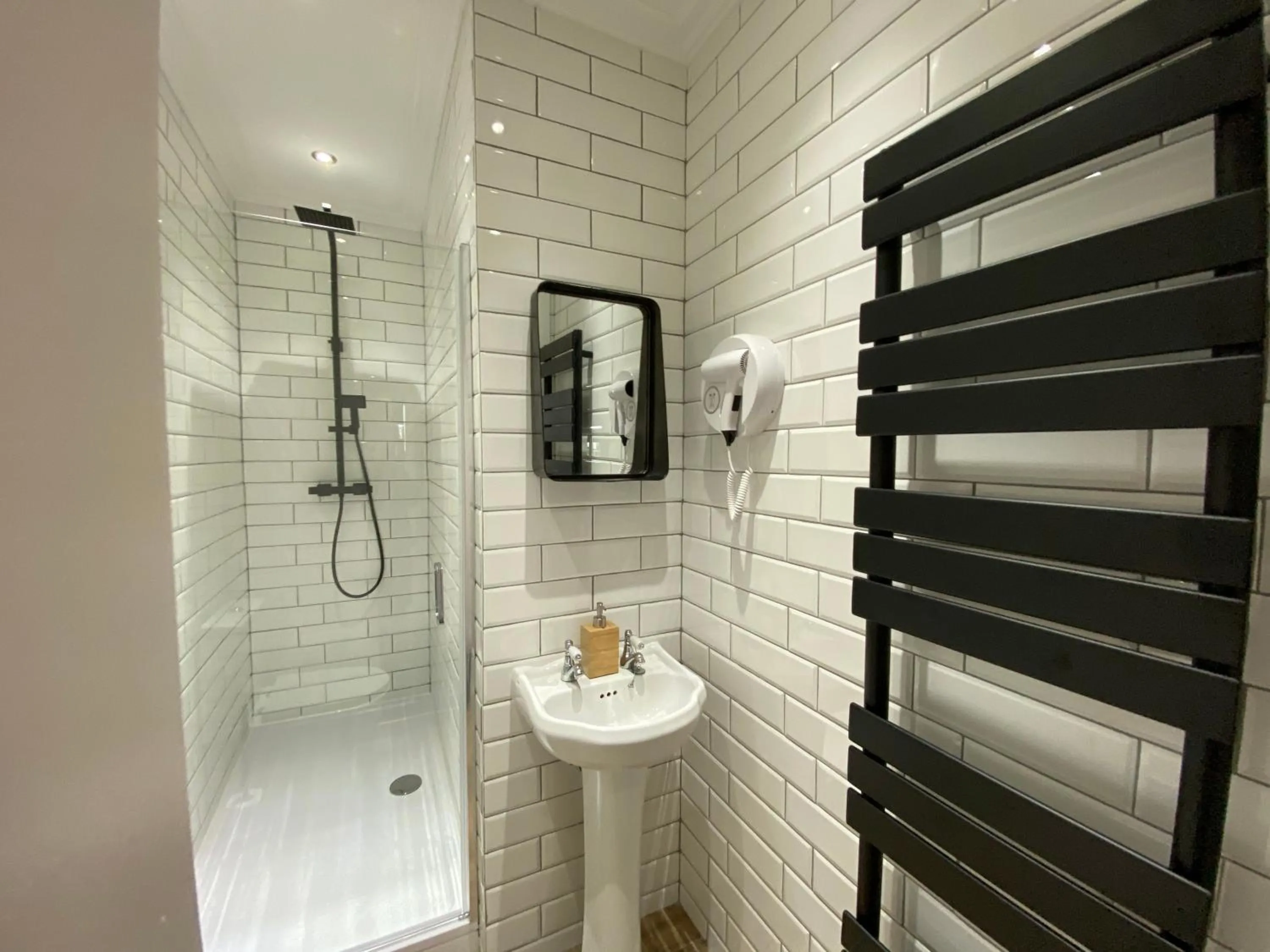 Shower in Queen Street Boutique Suites