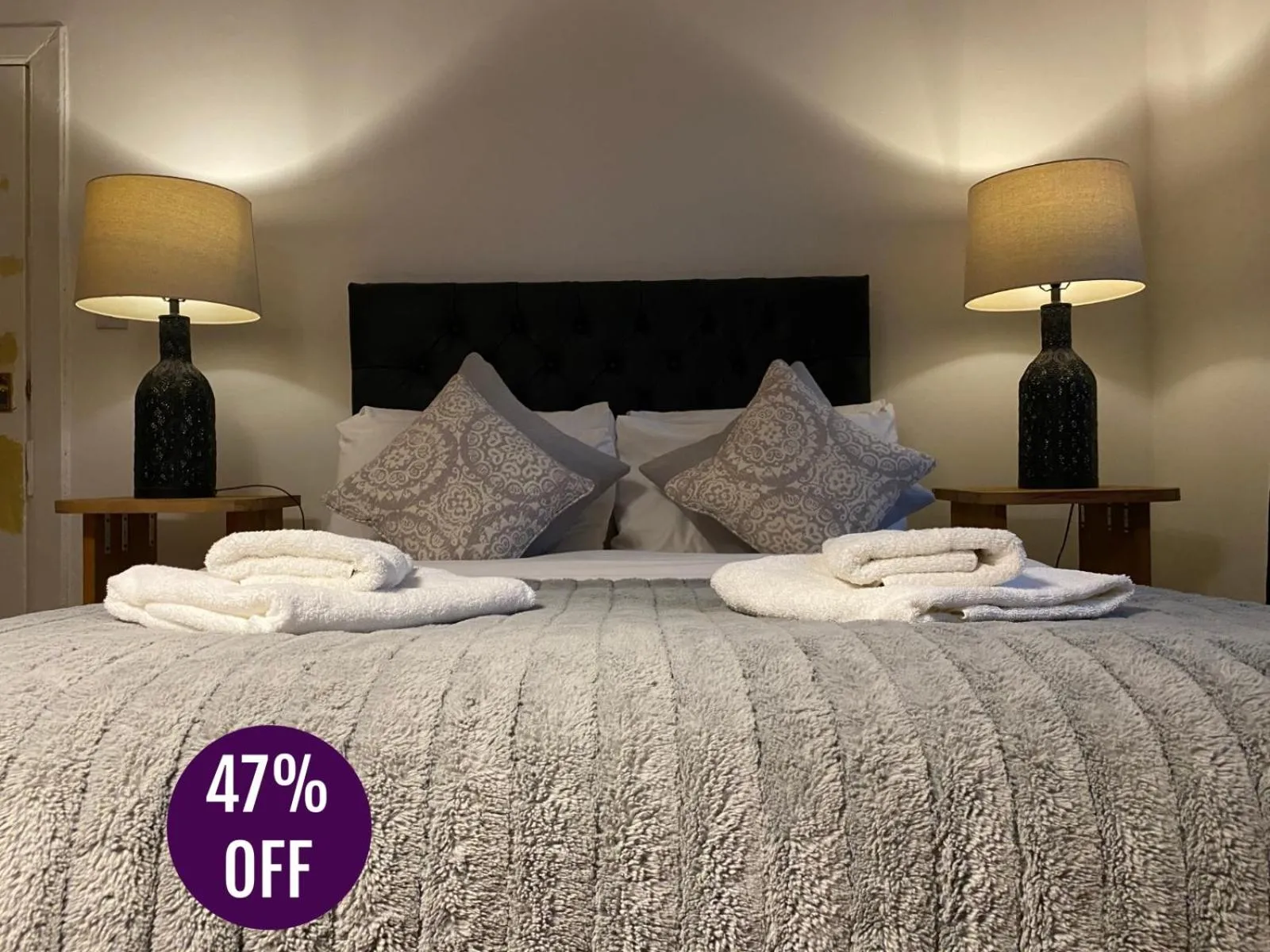 Bed in Queen Street Boutique Suites