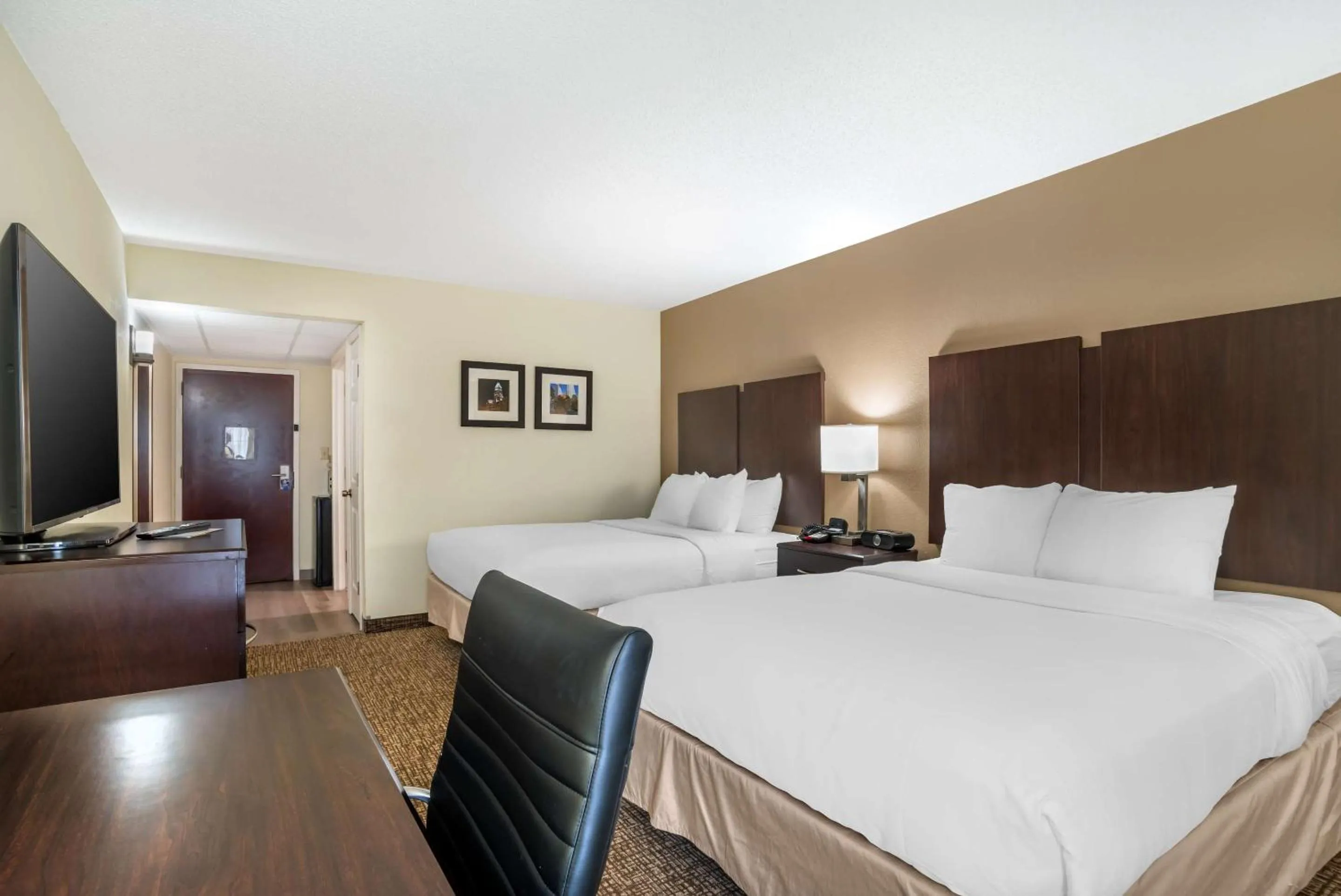 Bedroom, Bed in Comfort Inn & Suites Lake Norman