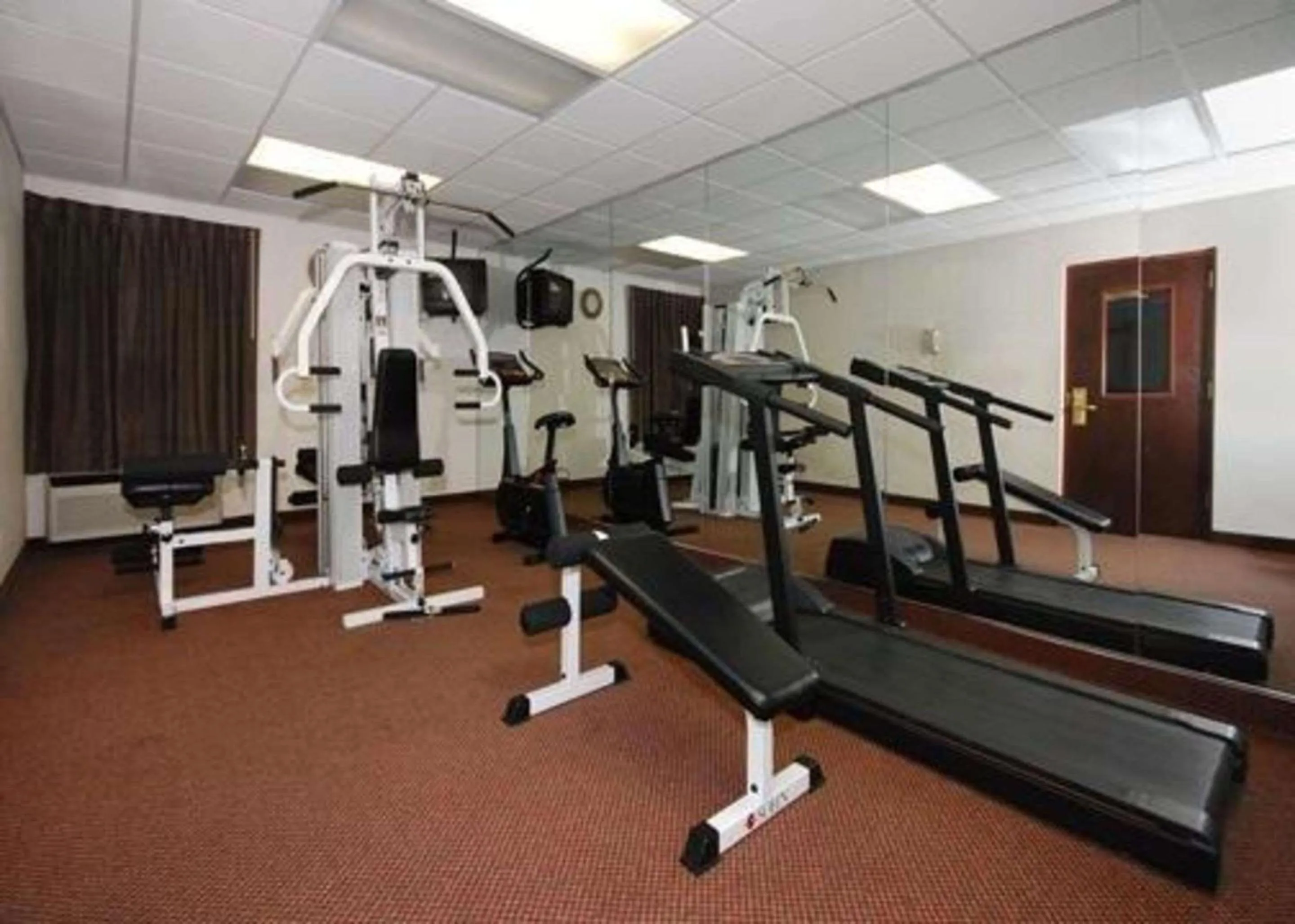 Fitness centre/facilities in Quality Inn & Suites Tarboro - Kingsboro