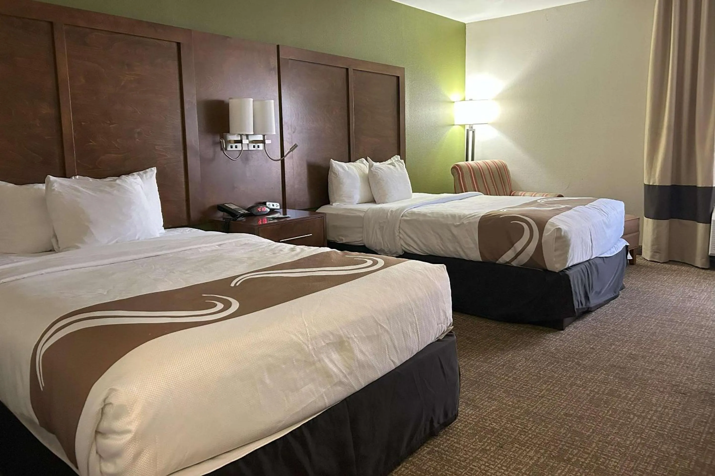 Bedroom, Bed in Quality Inn & Suites Tarboro - Kingsboro