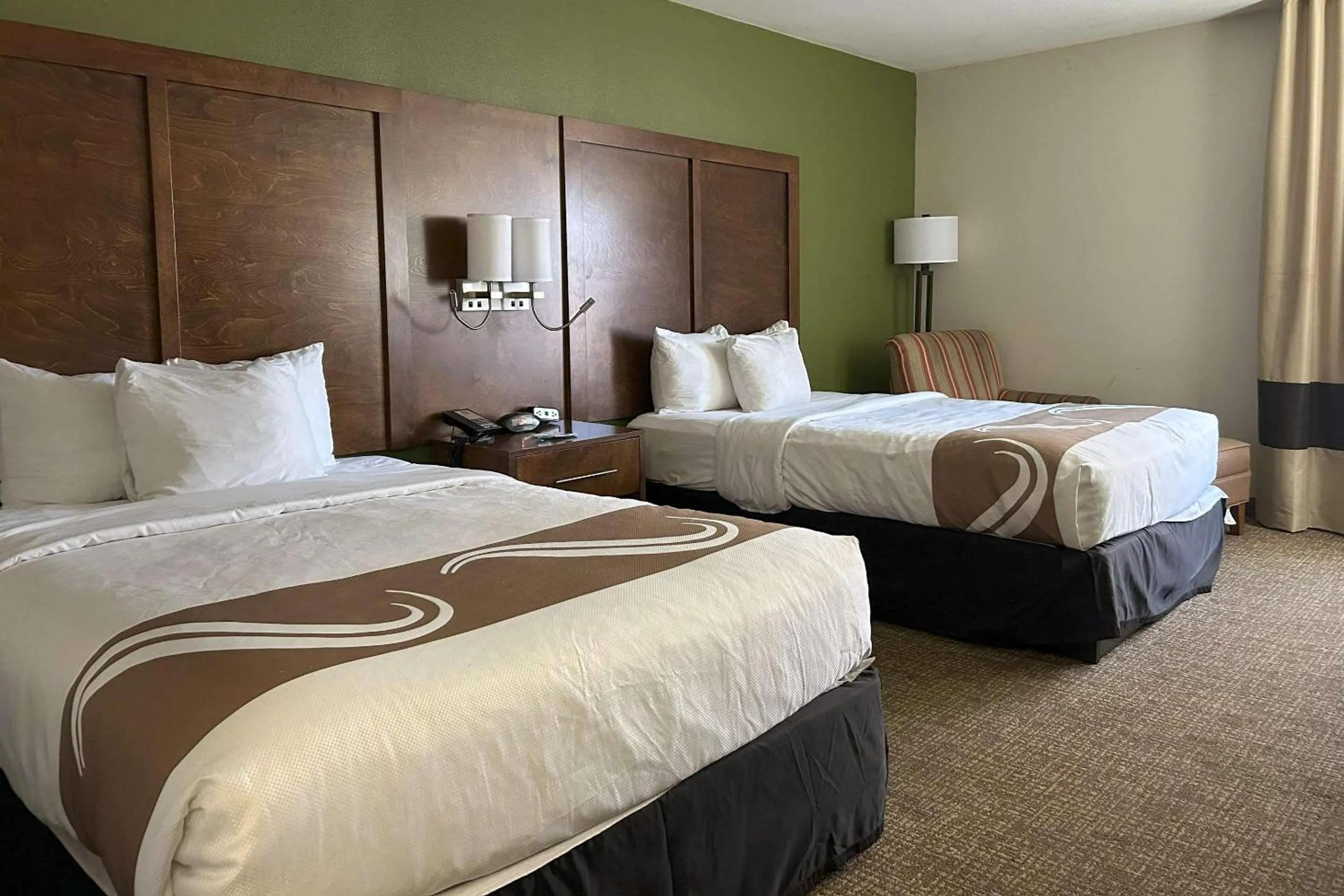 Bedroom, Bed in Quality Inn & Suites Tarboro - Kingsboro